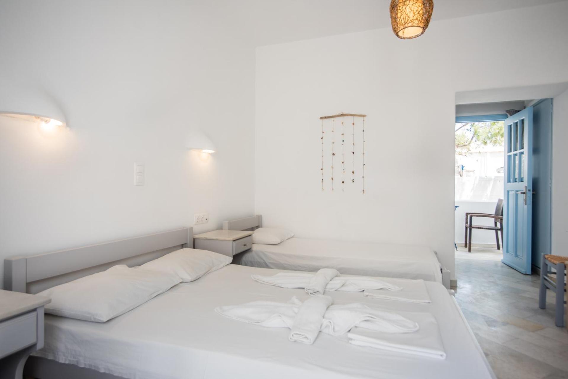 Budget Triple Room photo 2