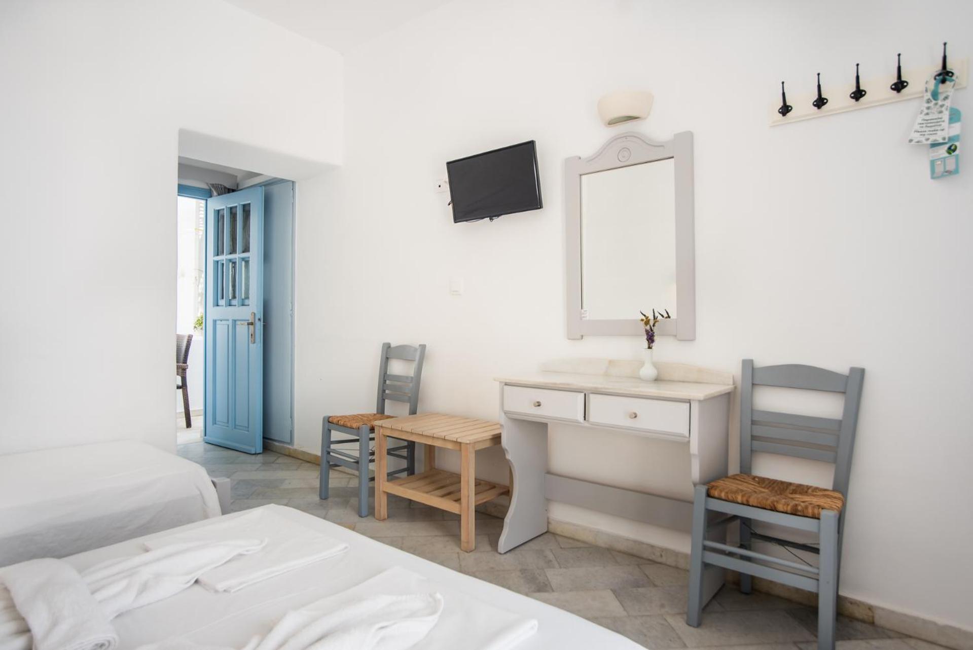 Budget Triple Room photo 3