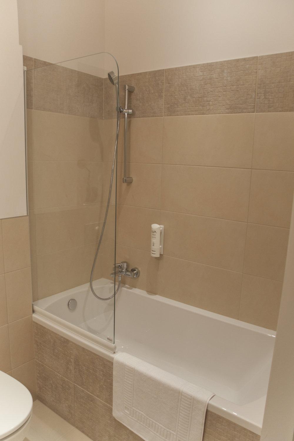 Apartment - Photo 2