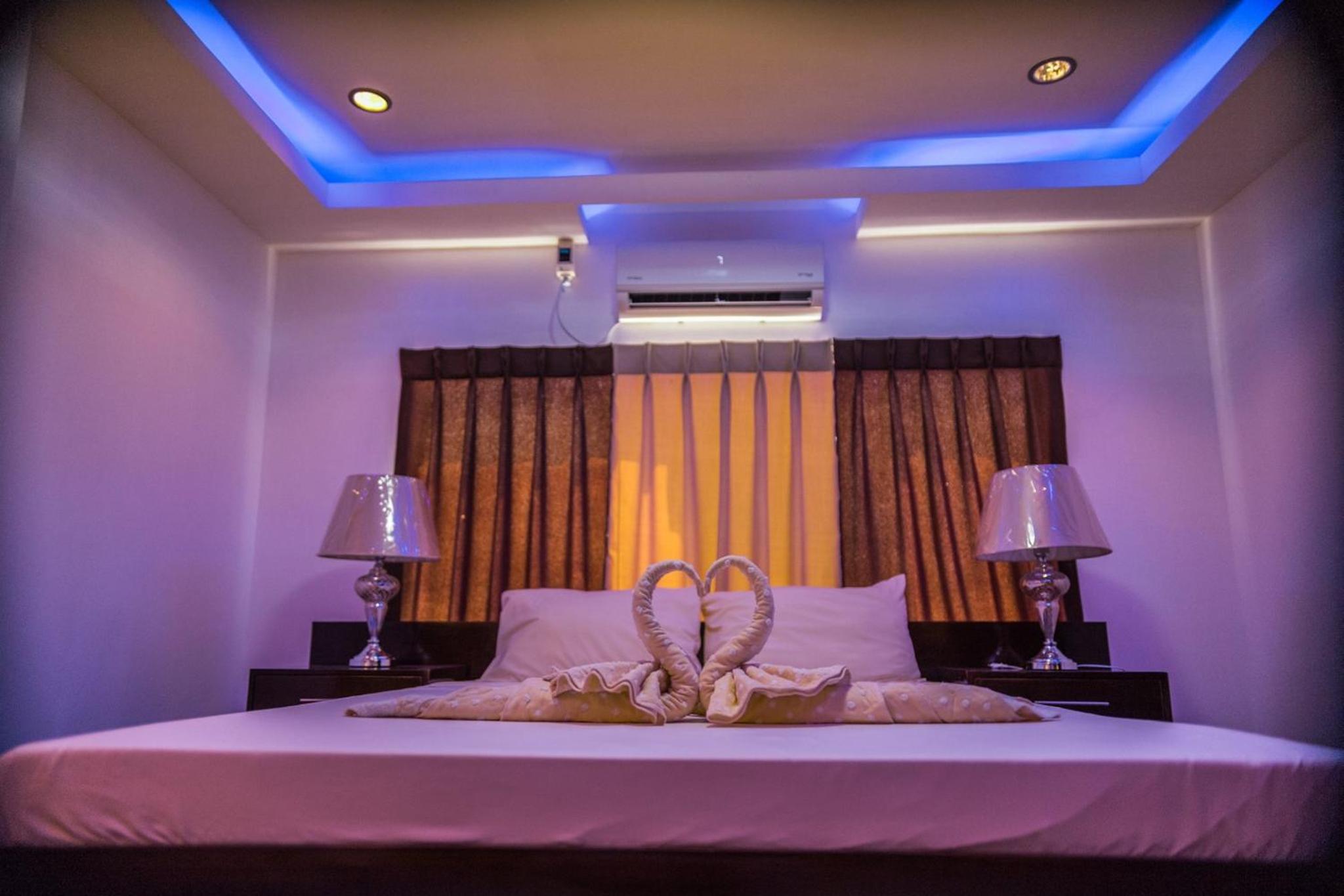 Executive Suite photo 3