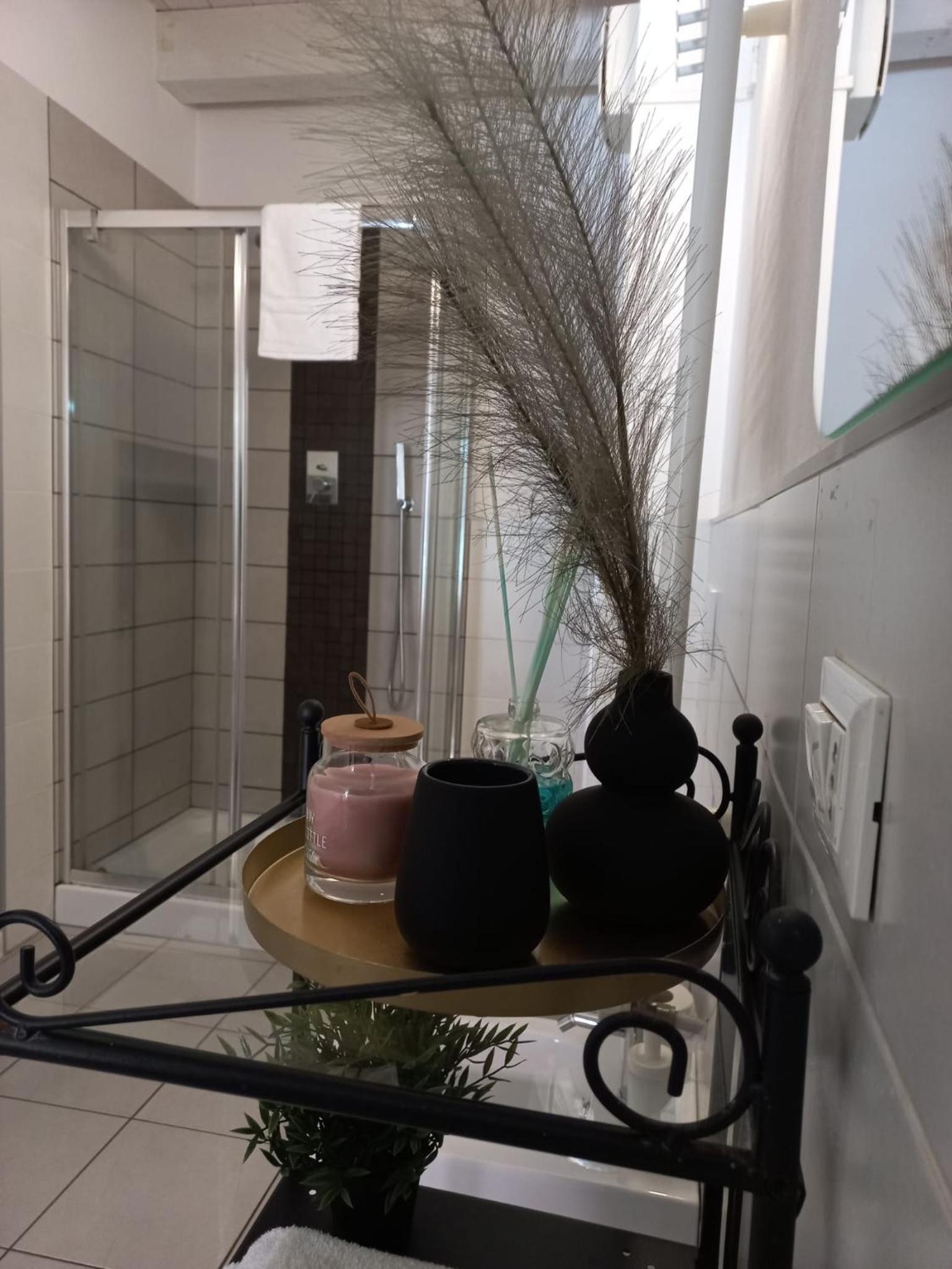 Studio (2 Adults) - Photo 7