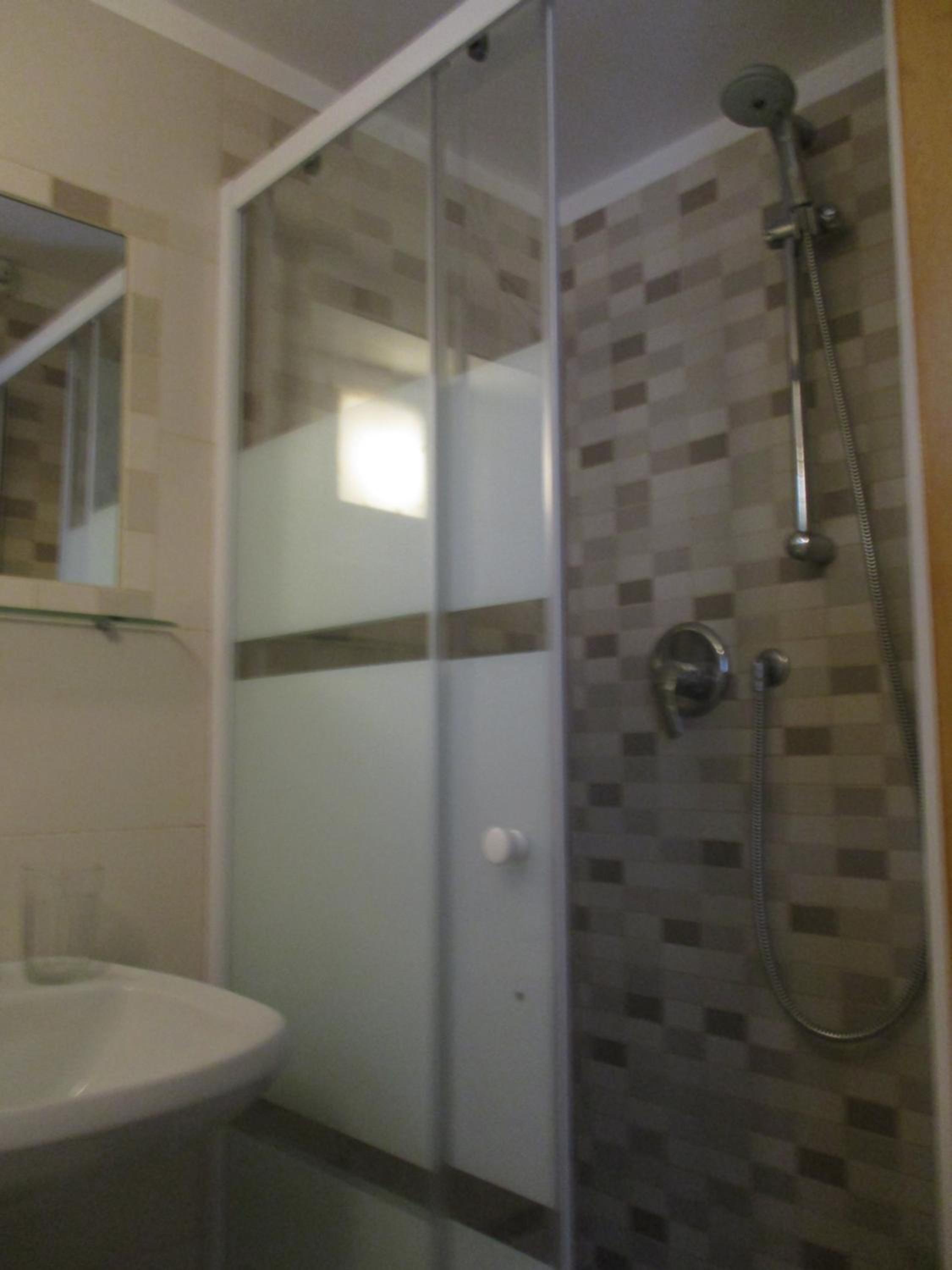 Studio Apartment - Photo 2