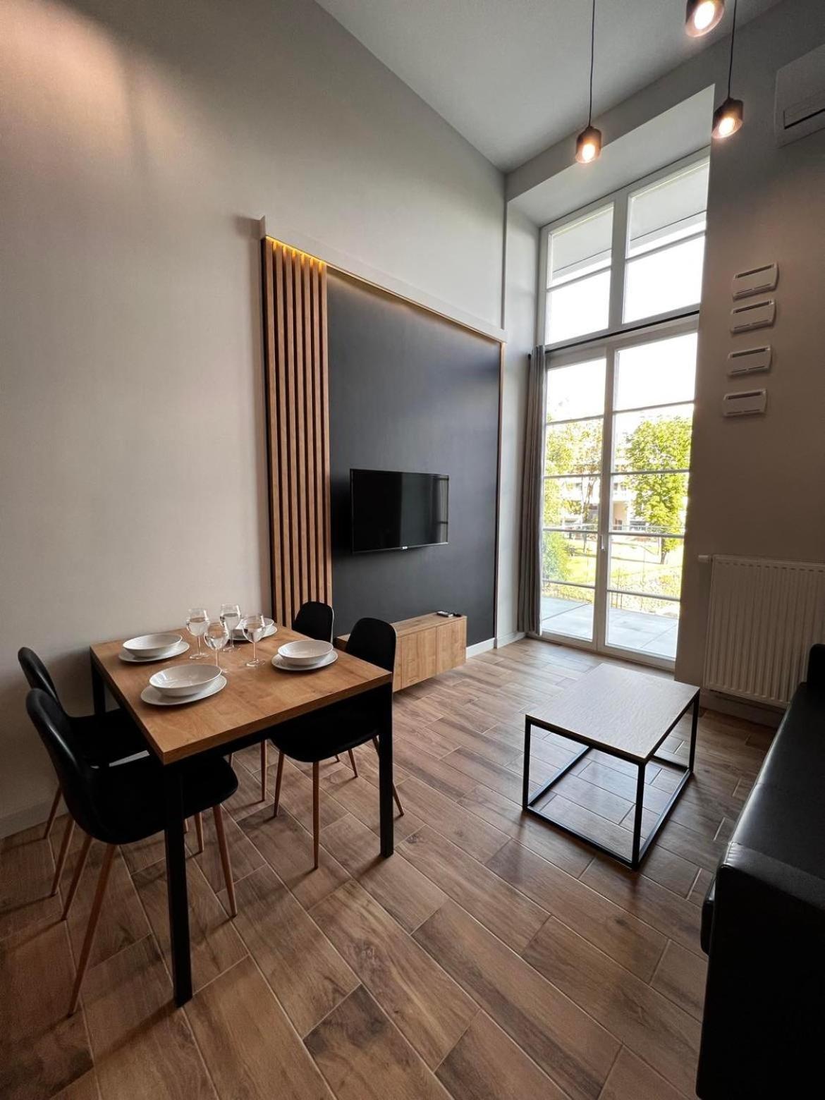Deluxe Apartment - Photo 2