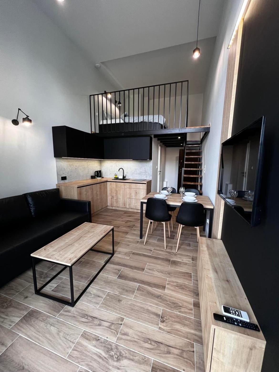 Deluxe Apartment - Photo 1
