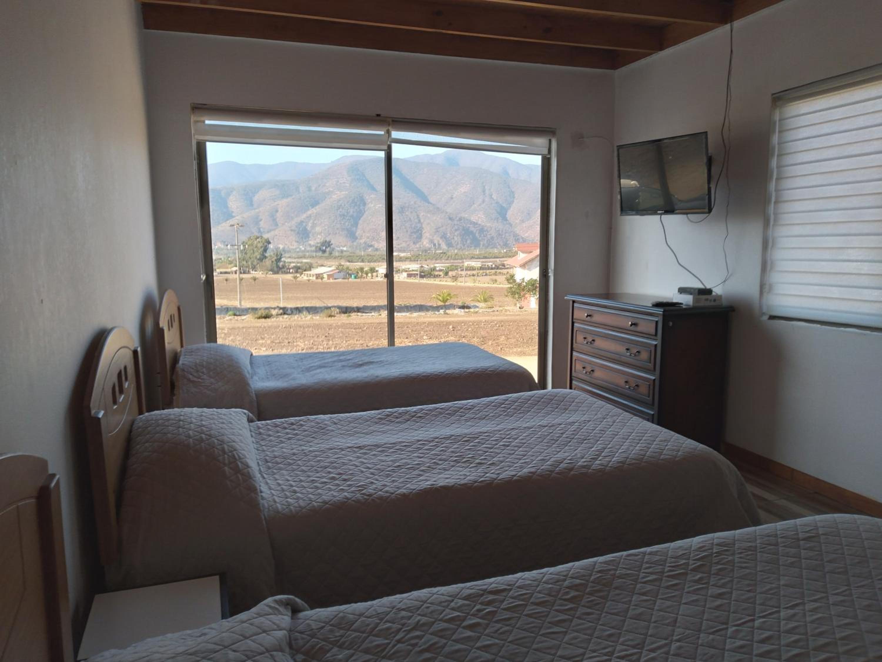 Standard Triple Room photo 3