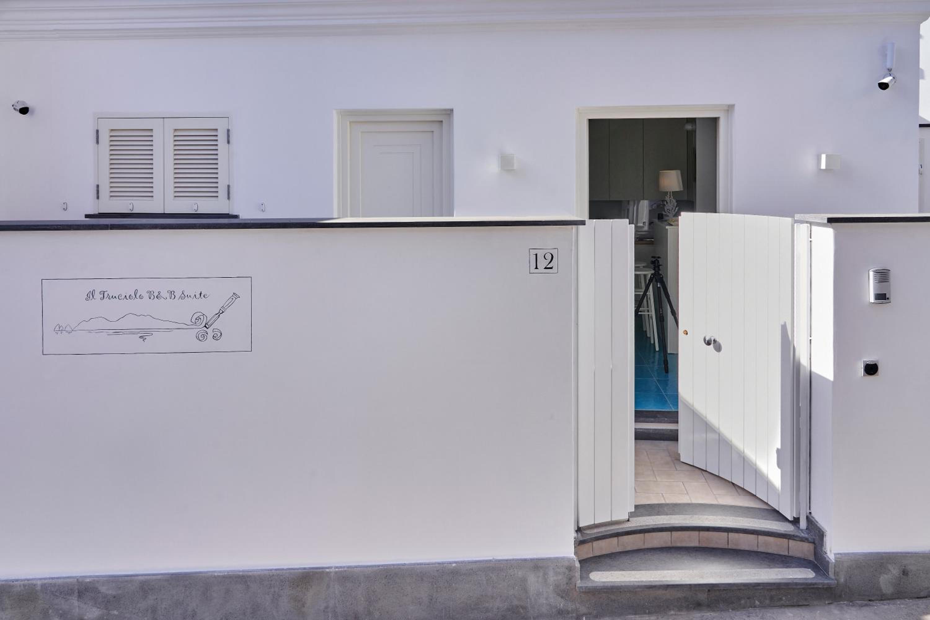 Double or Twin Room with Private Bathroom photo 2