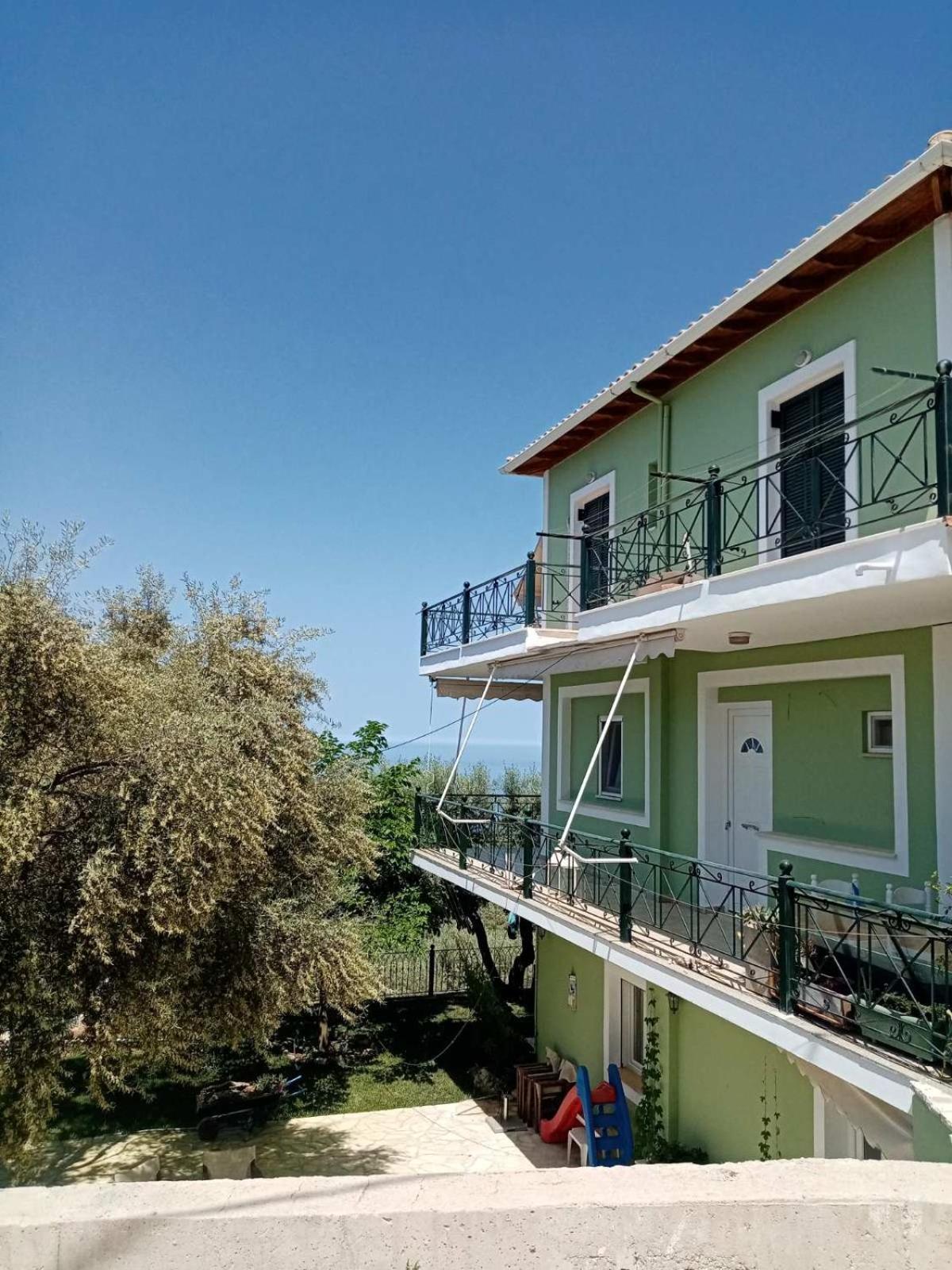 Triple Room with Sea View - Photo 2