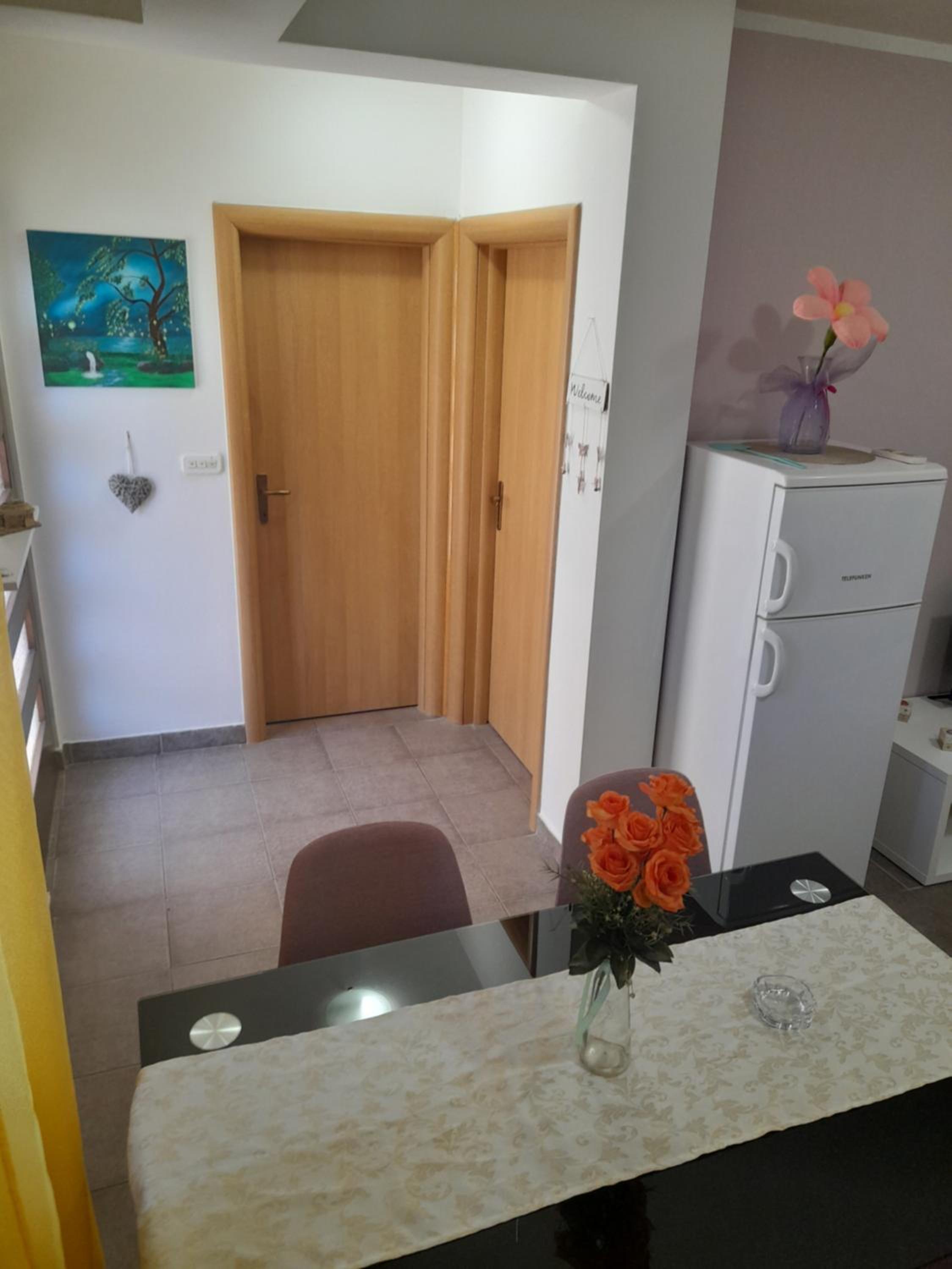One-Bedroom Apartment - Photo 43