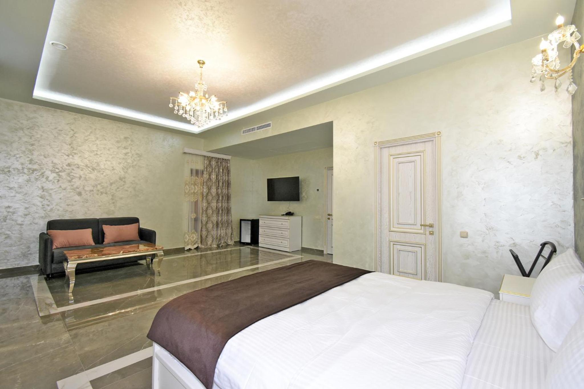Superior Suite
