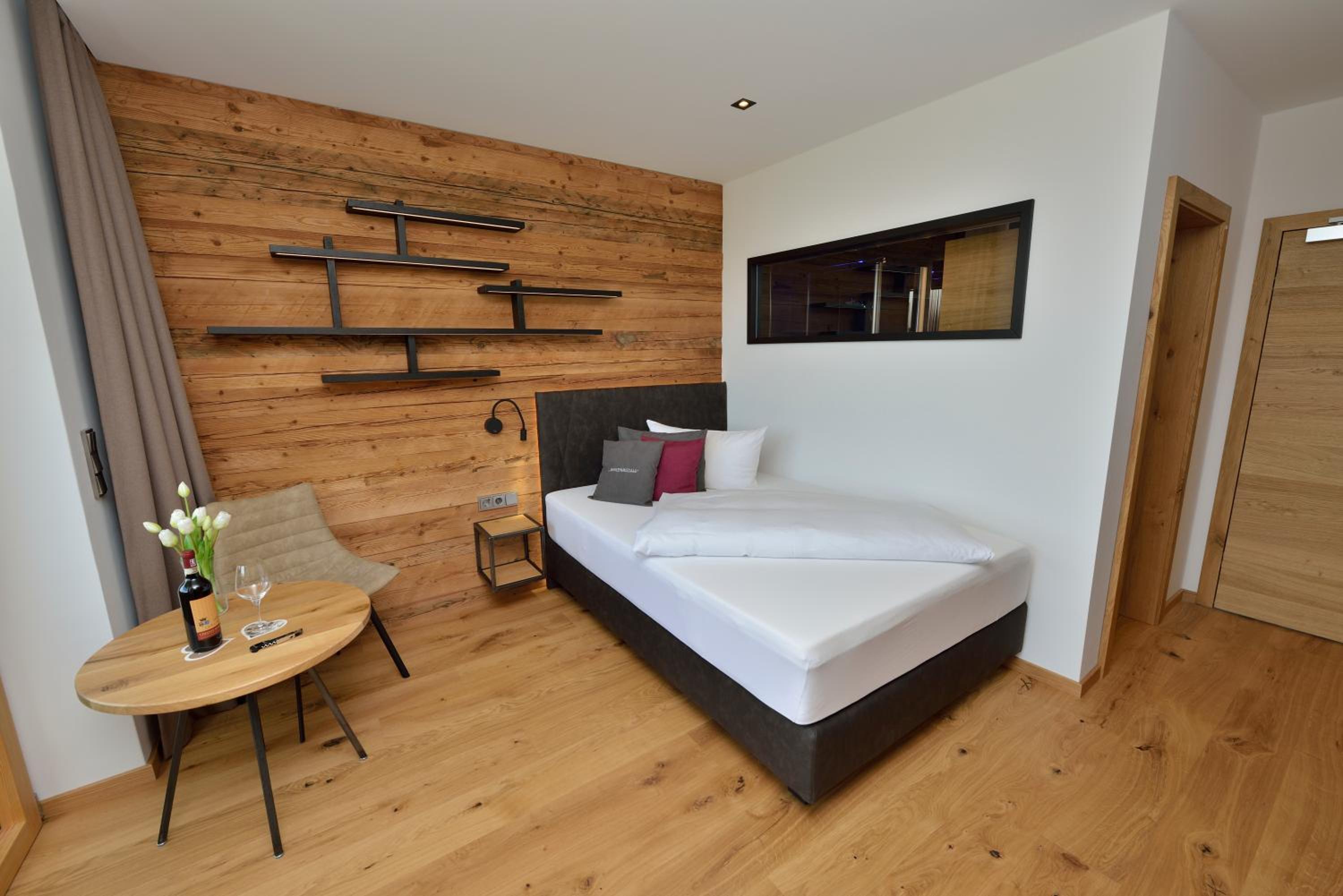 Single Room with Balcony photo 1