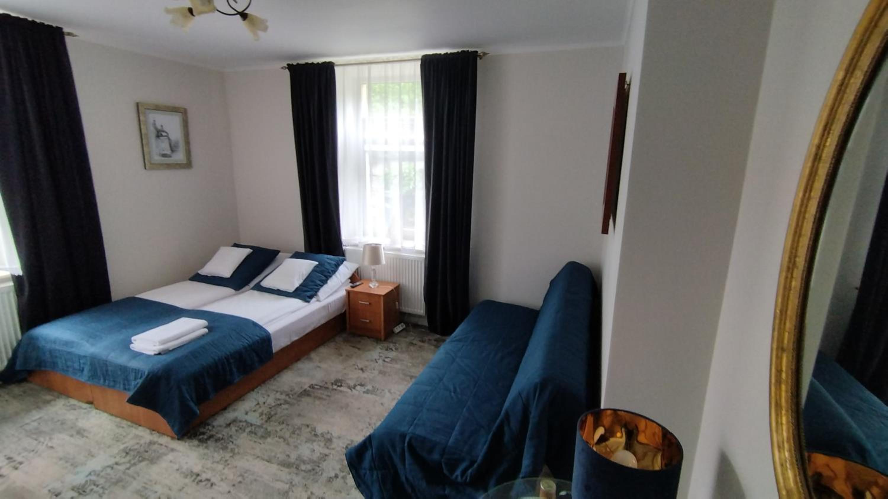 Quadruple Room with Garden View - Photo 10
