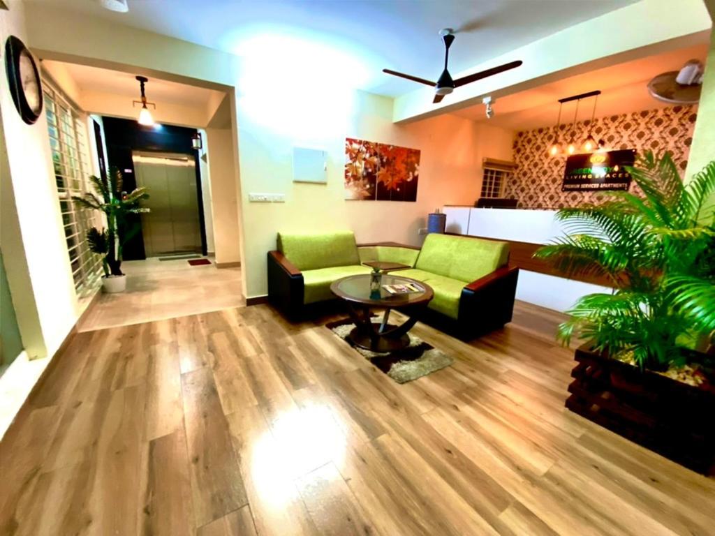 Three-Bedroom Apartment photo 1