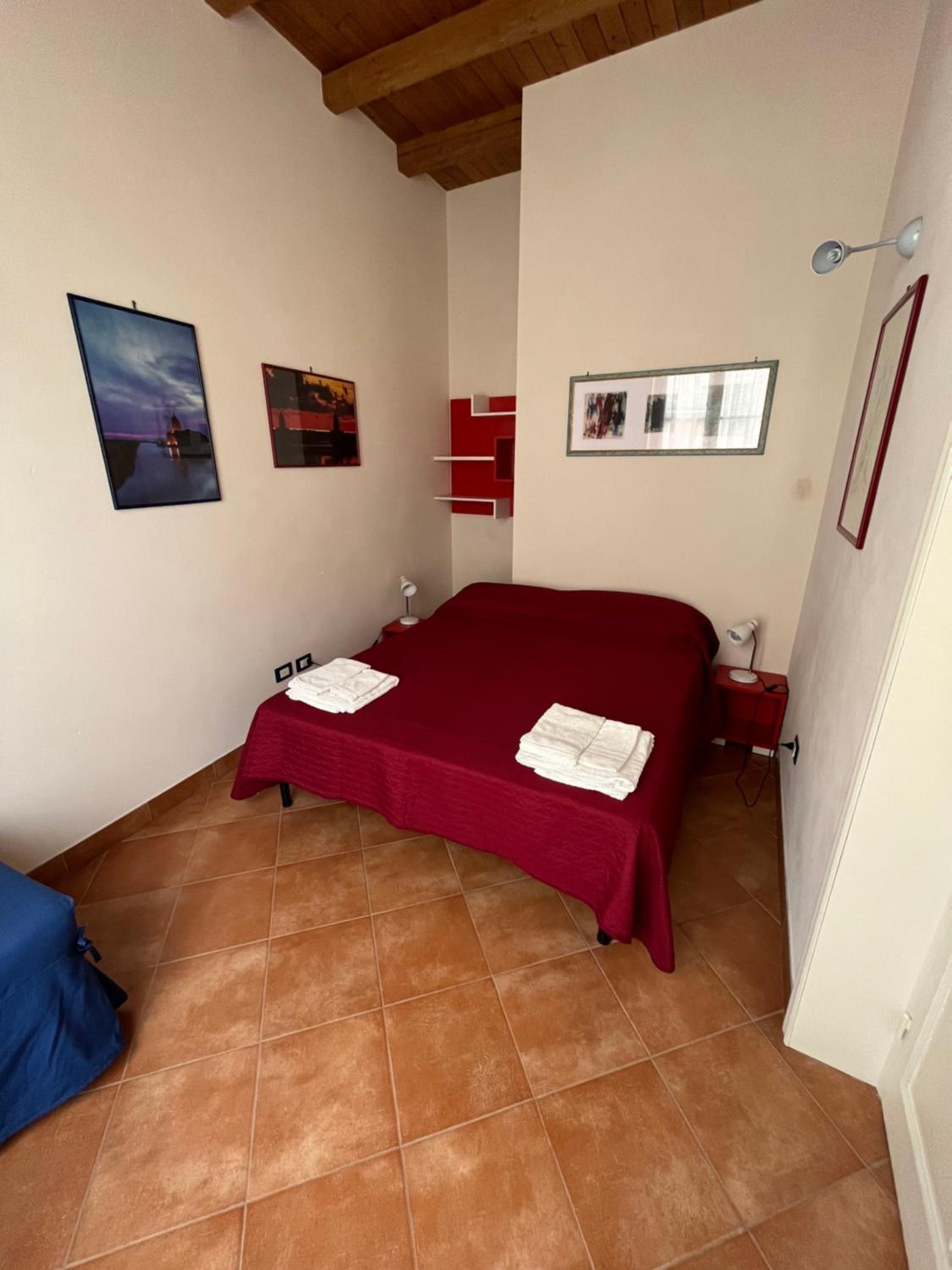 Quadruple Room with Private Bathroom