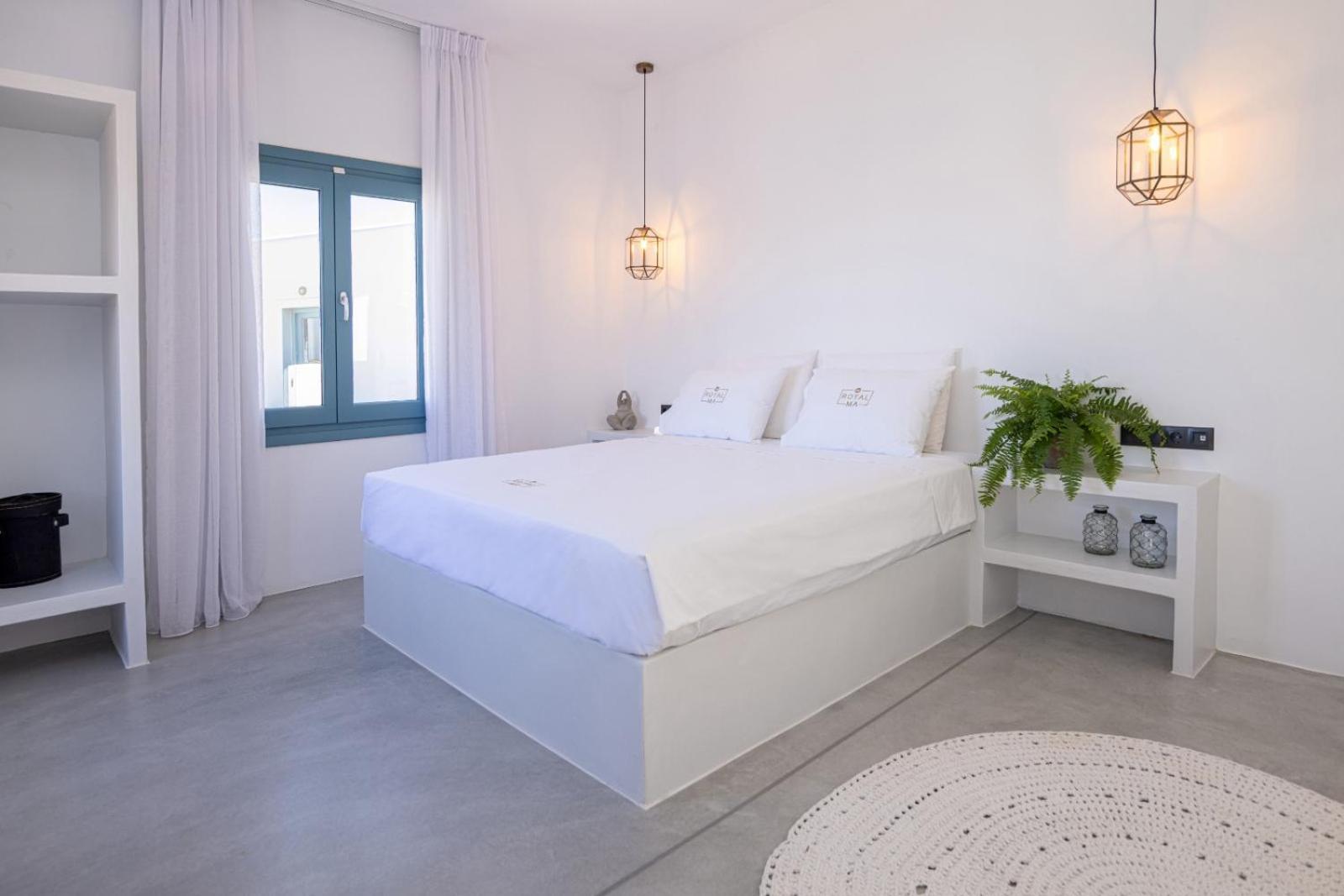 Double Room with Balcony and Sea View - Photo 3