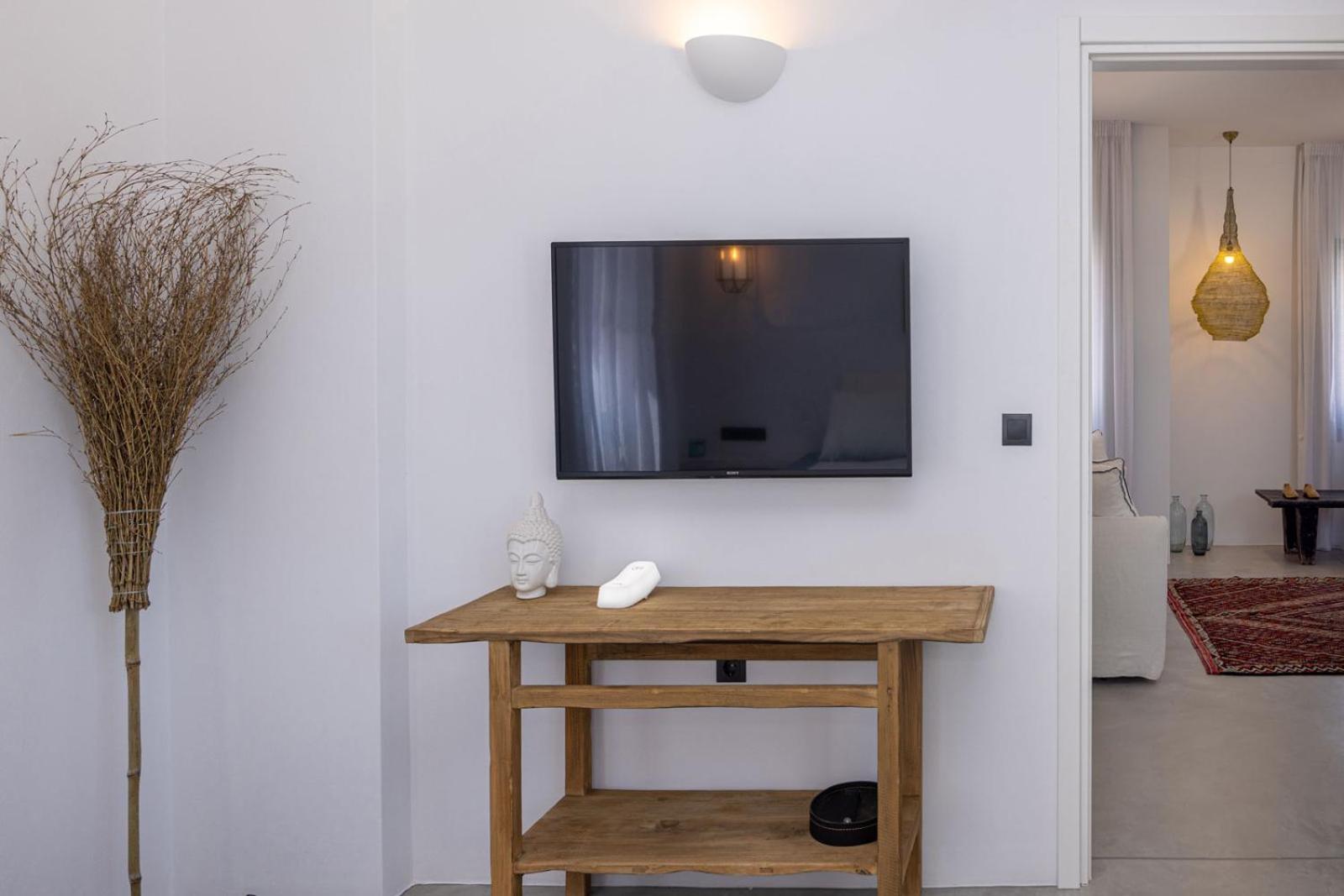 Suite - Photo 5