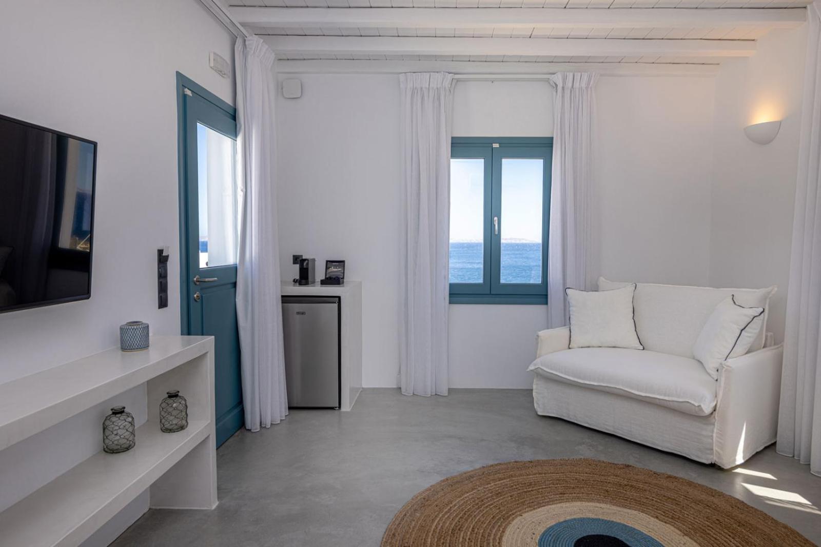 Suite with Sea View - Photo 3