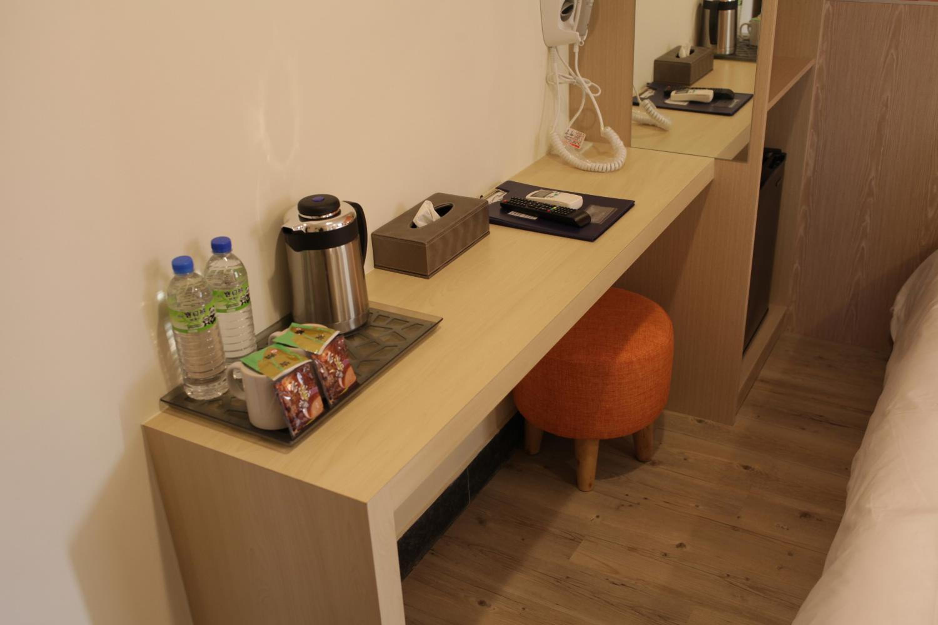 Single Bed in Mixed Dormitory Room photo 3