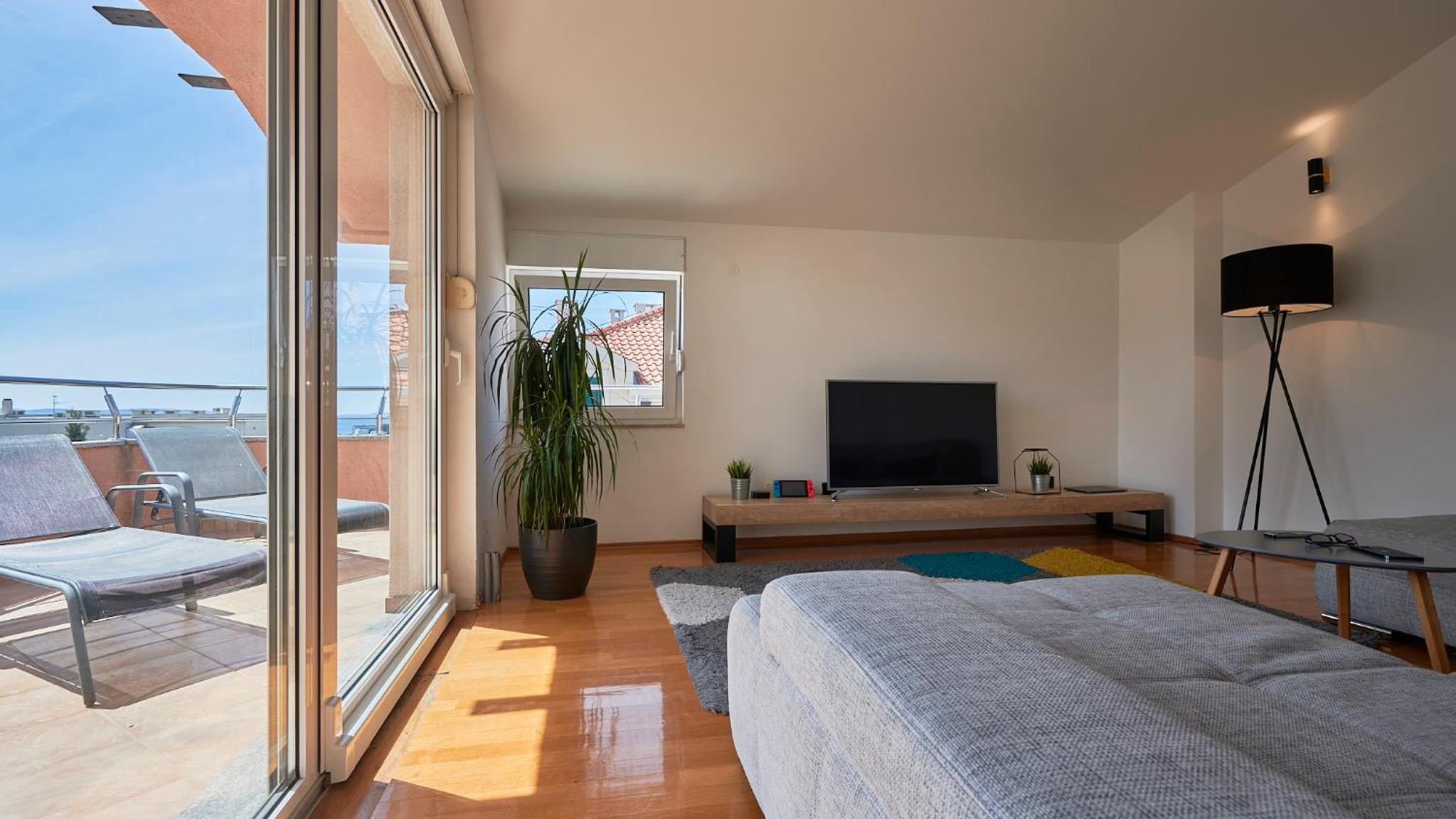 Penthouse Apartment - Photo 9