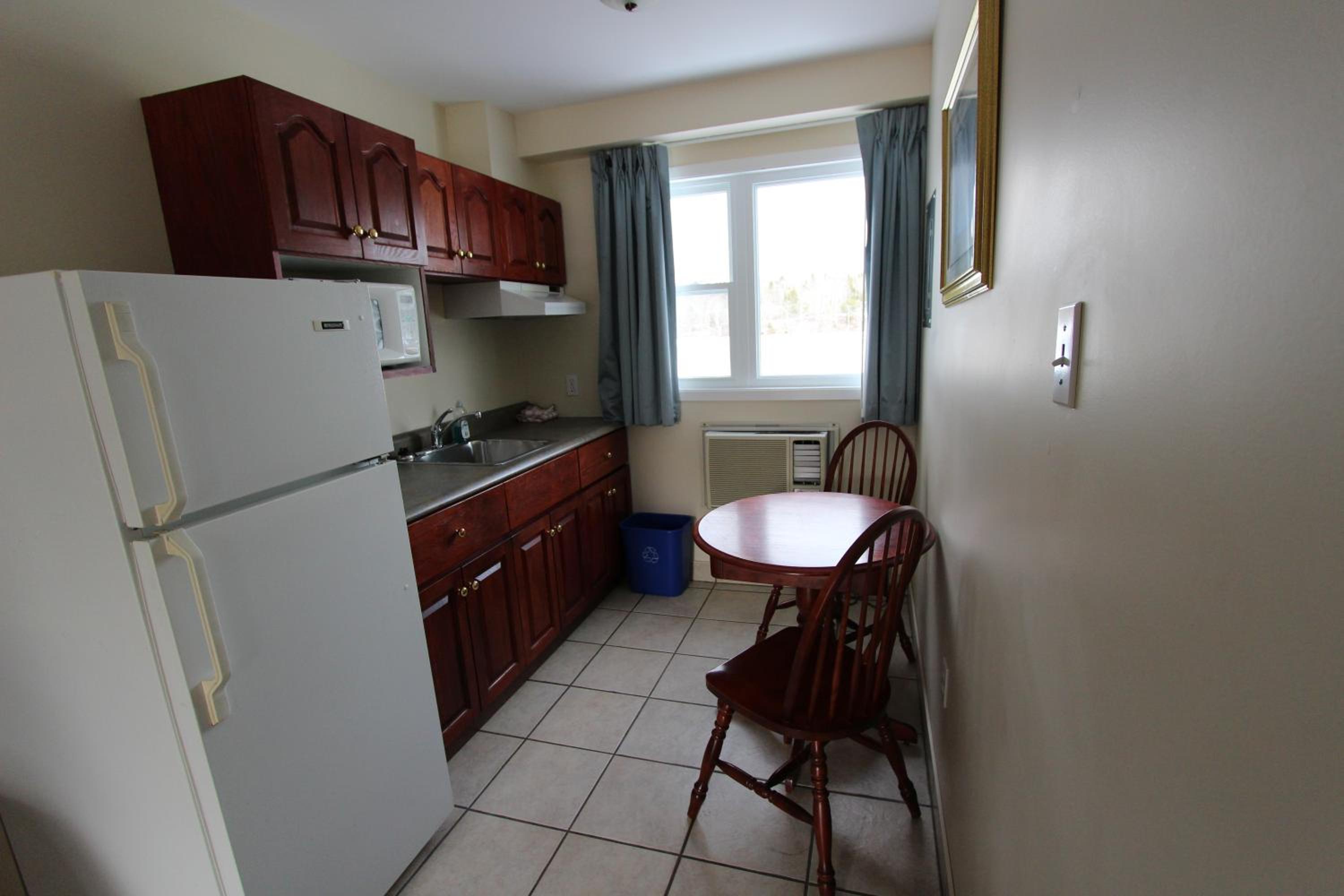 Two Double Beds with Fridge & Microwave - Non-Smoking photo 2