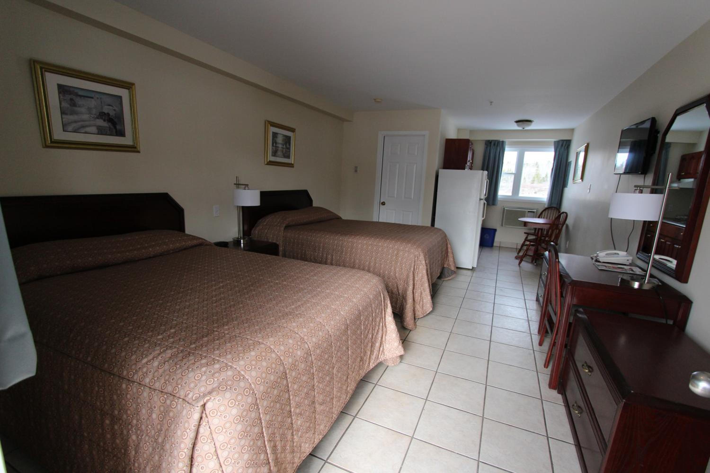 Two Double Beds with Fridge & Microwave - Non-Smoking photo 1