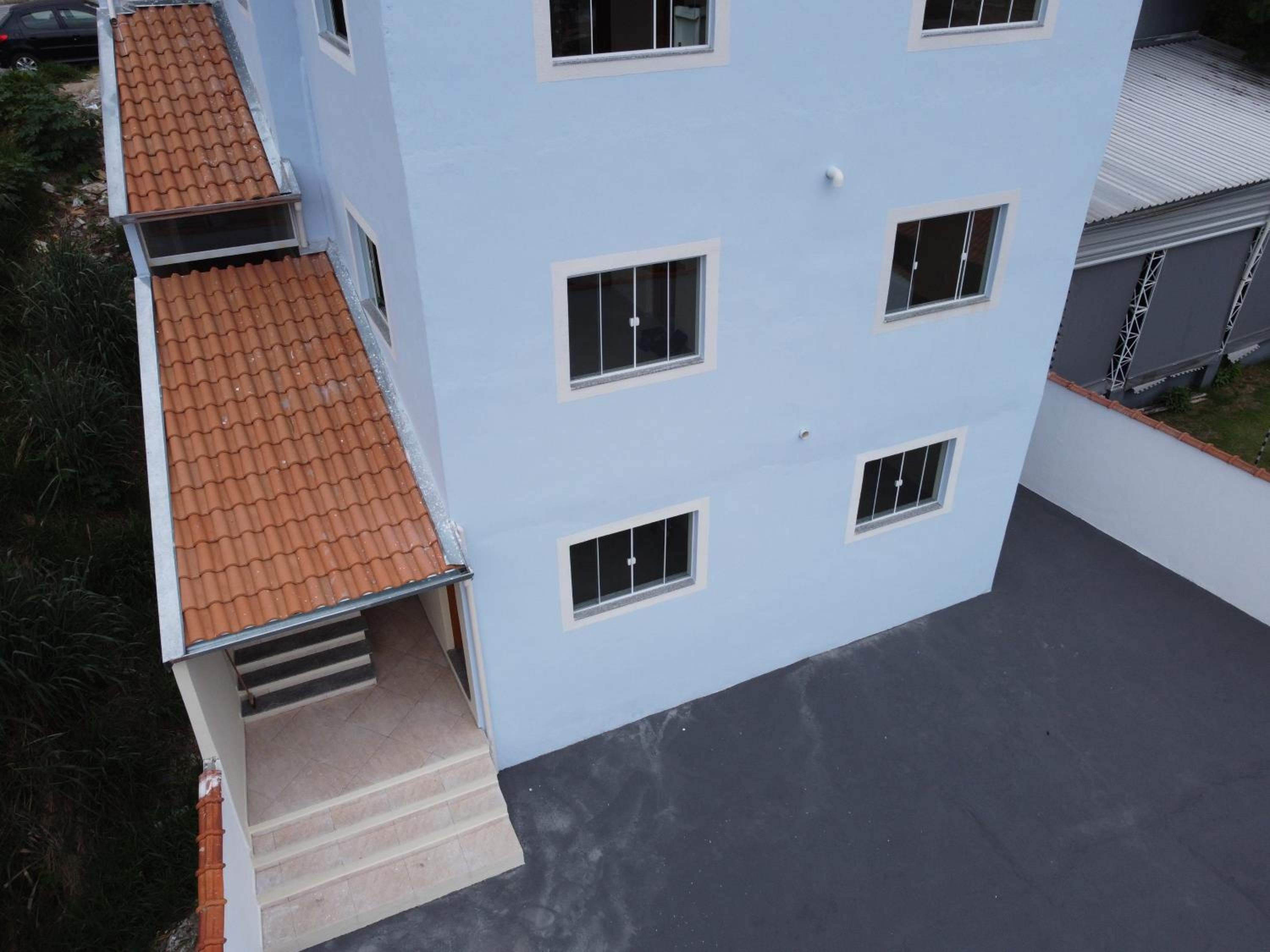 Apartment - Ground Floor - Photo 2