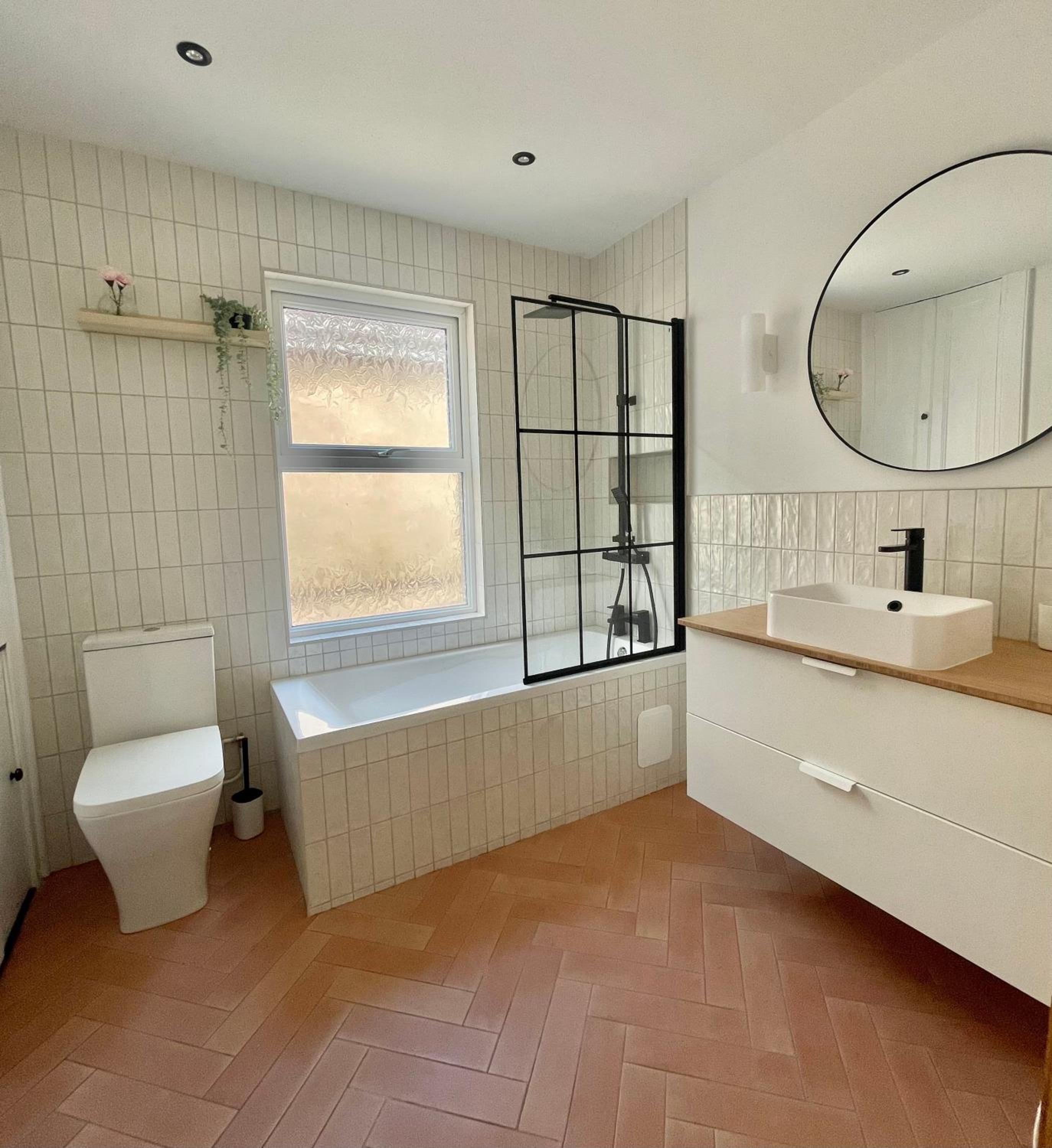 Three-Bedroom House photo 2