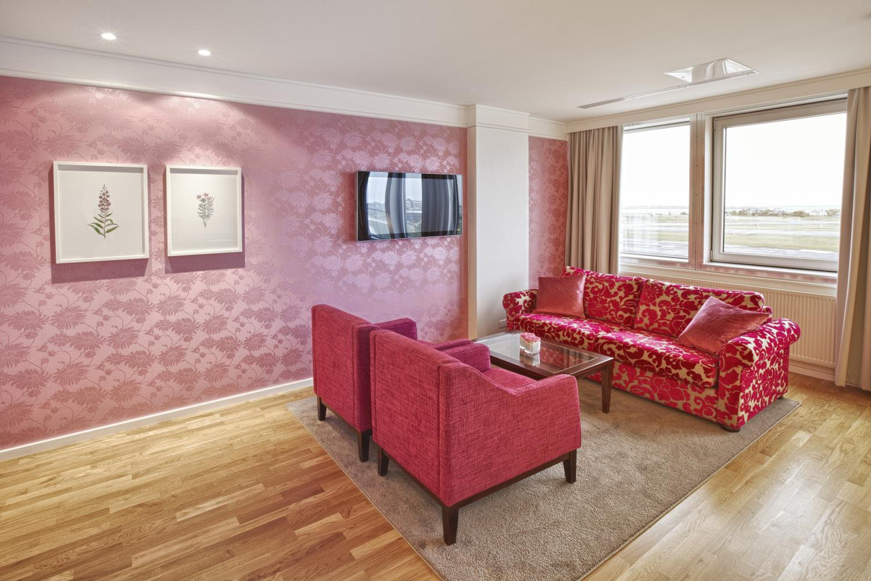 King Suite - Photo 7