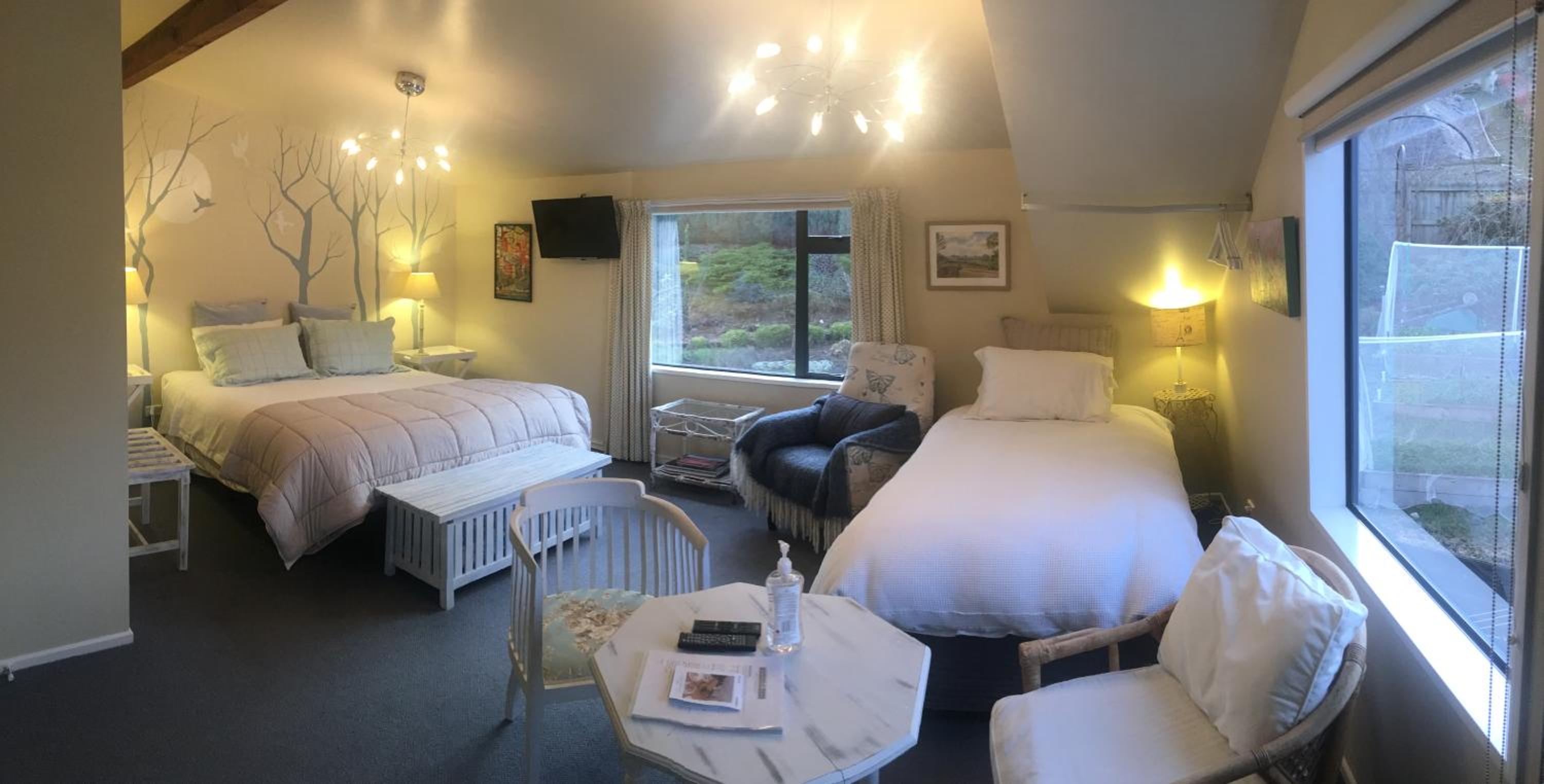 Triple Room with Private Bathroom photo 2