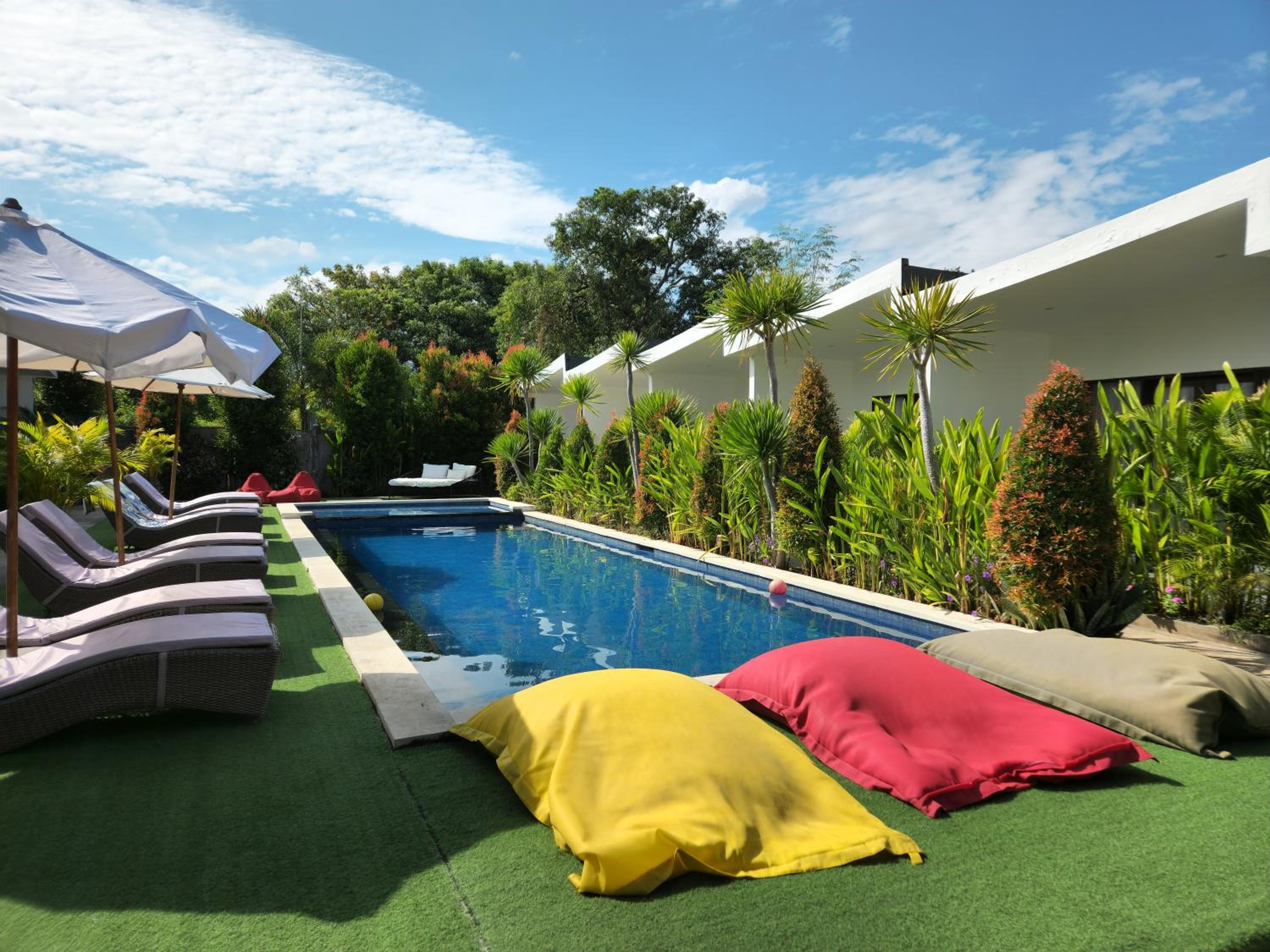 Deluxe Bungalow photo 3