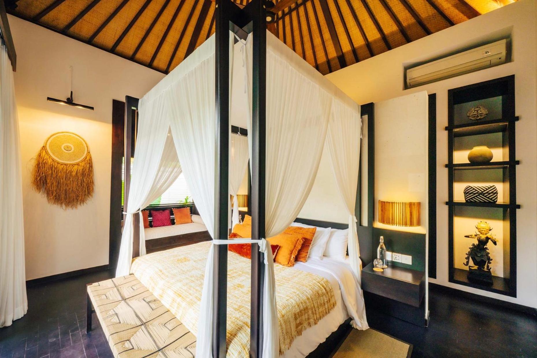 Bhumi - Royal One Bedroom Villa Heated Plunge Pool and Steam - Photo 18