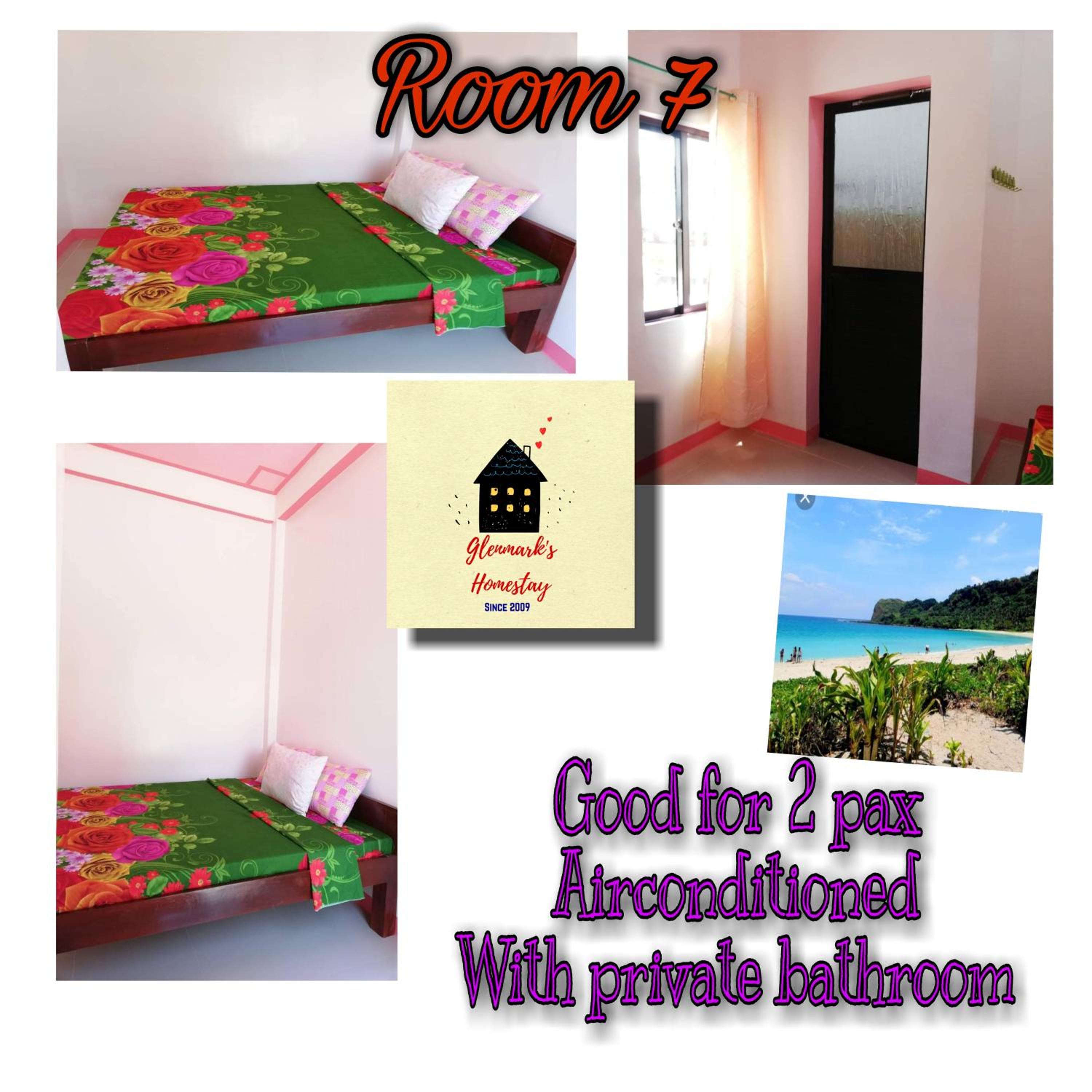 Triple Room with Bath - Photo 2
