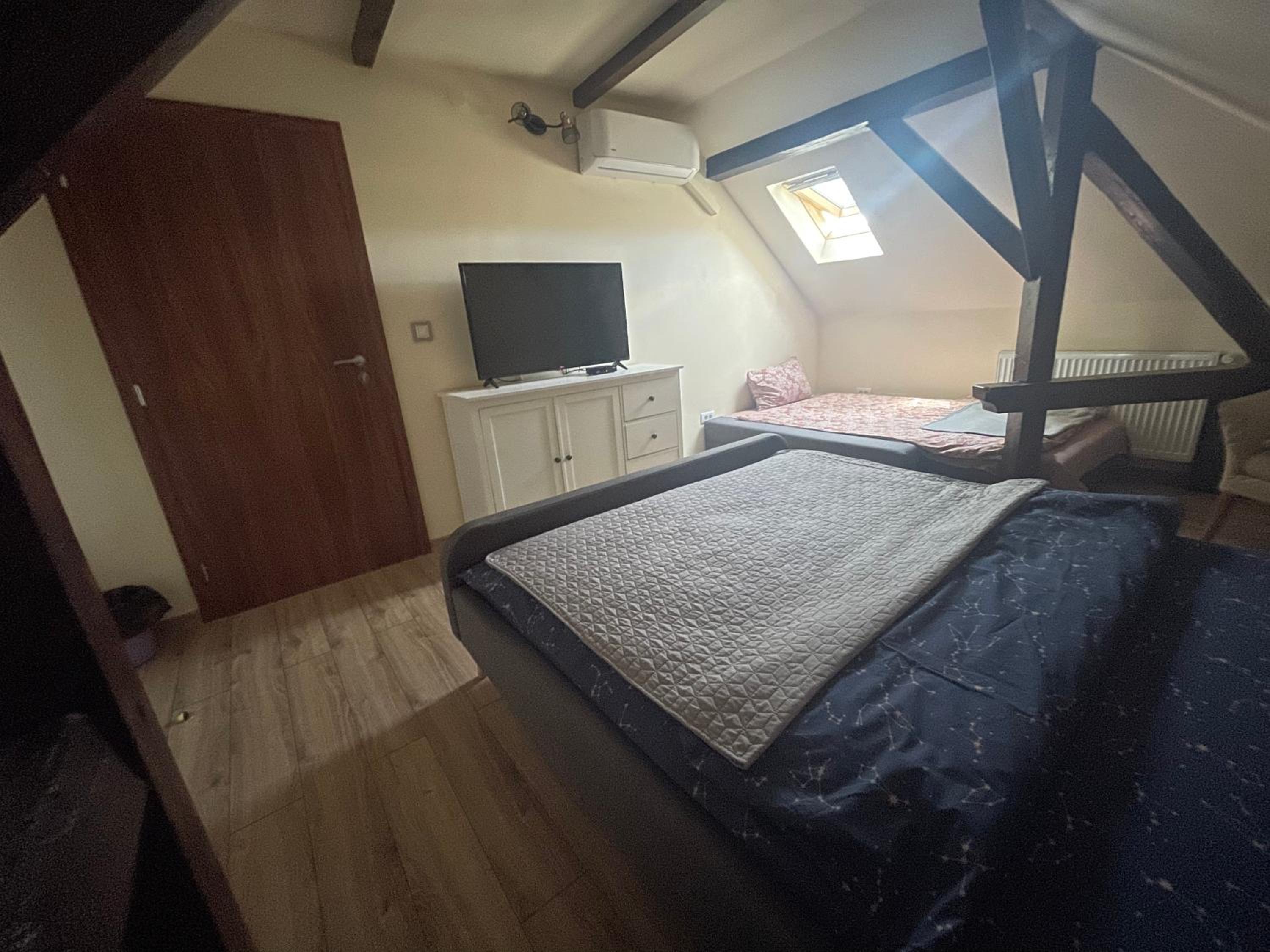Double Room with Private External Bathroom photo 2