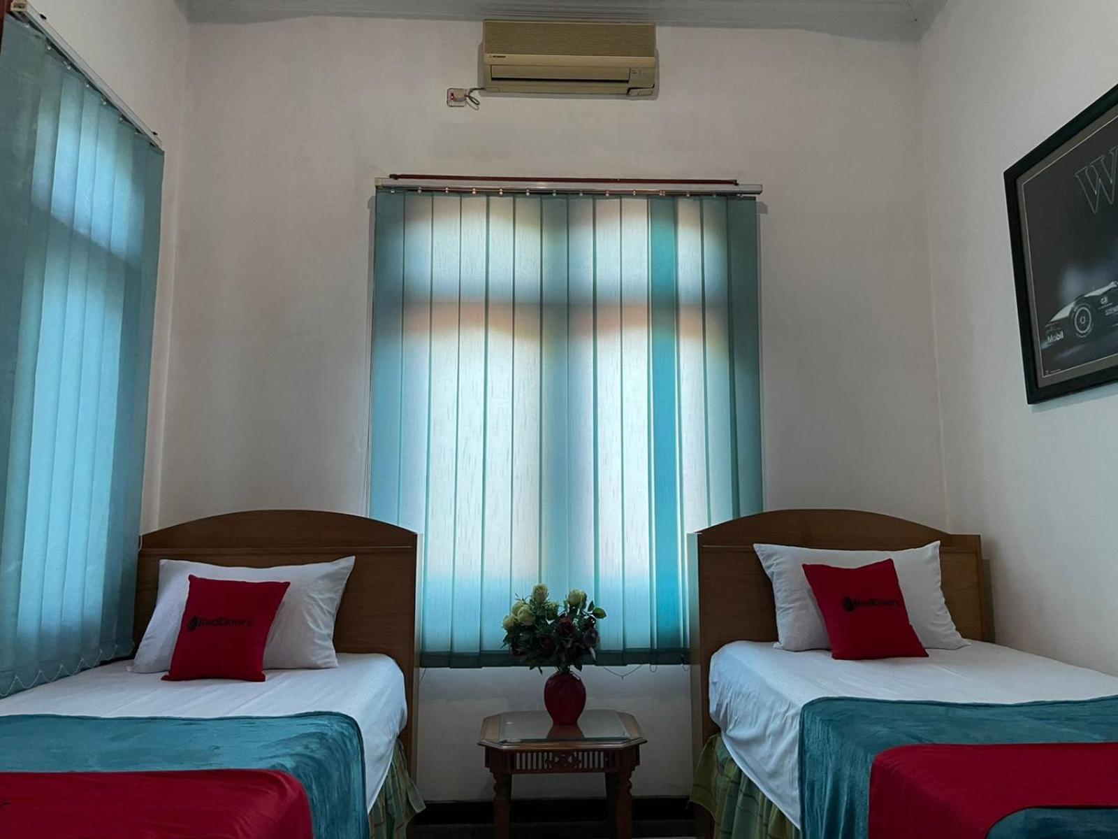 Deluxe Twin Room - Photo 1