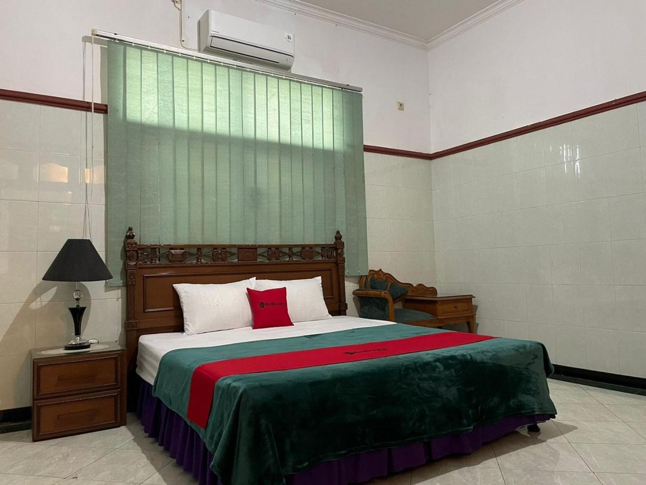 Deluxe Room - Photo 22