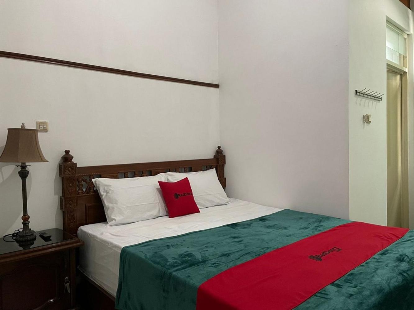 Double Room - Photo 13