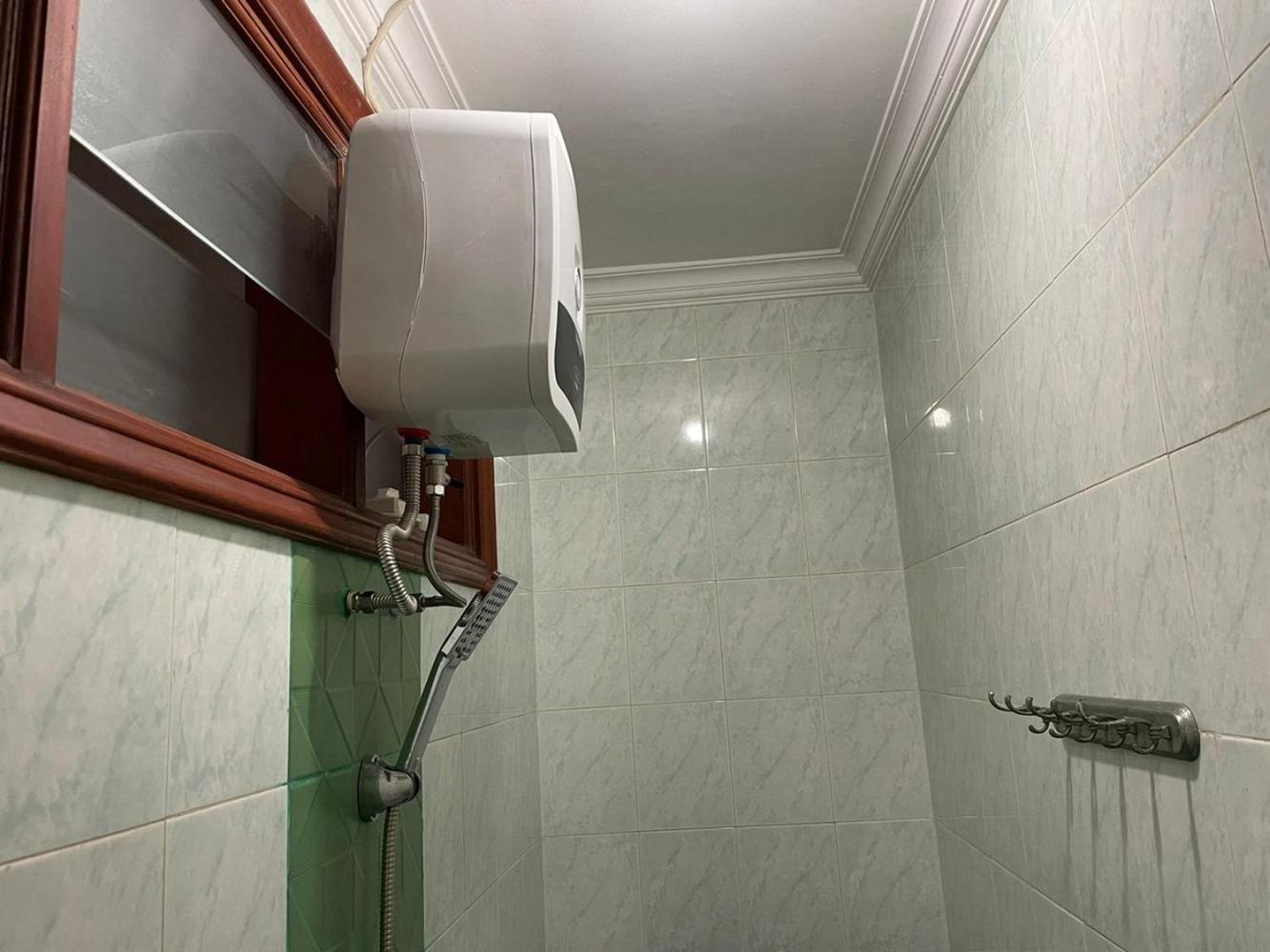 Double Room - Photo 12