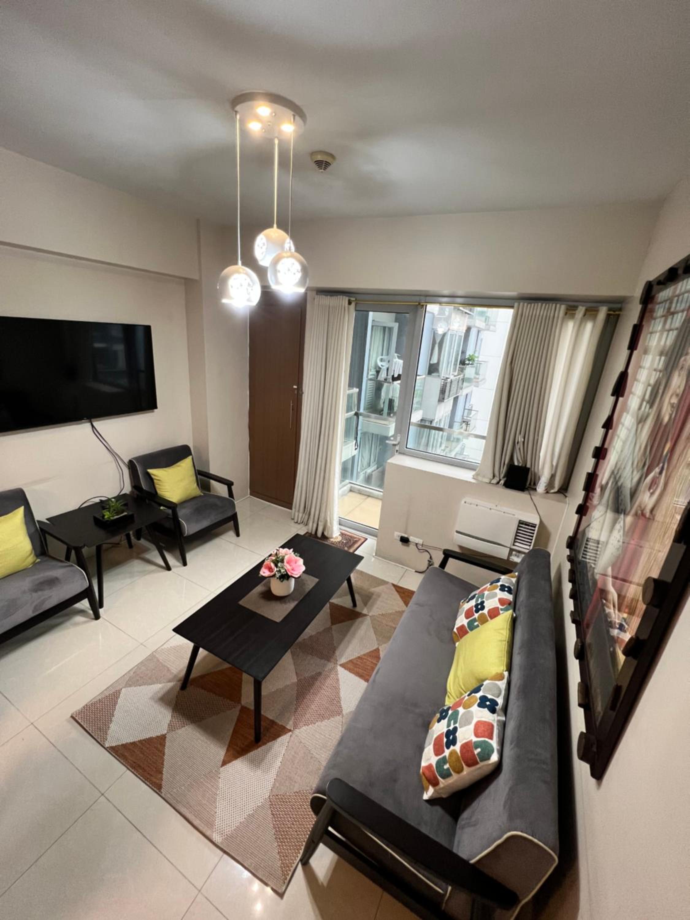 Two-Bedroom Apartment - Photo 24