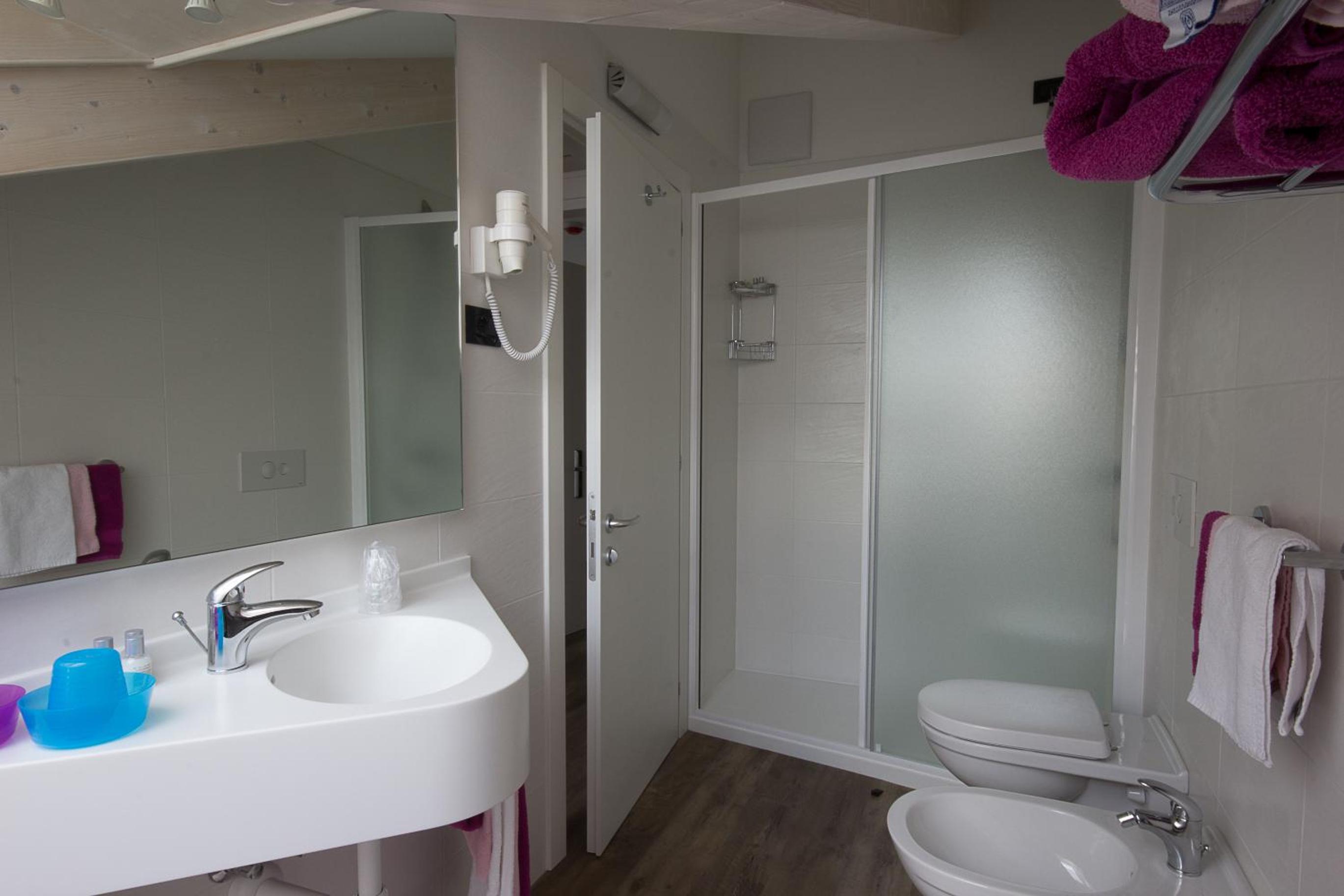 Deluxe Double Room - Photo 4