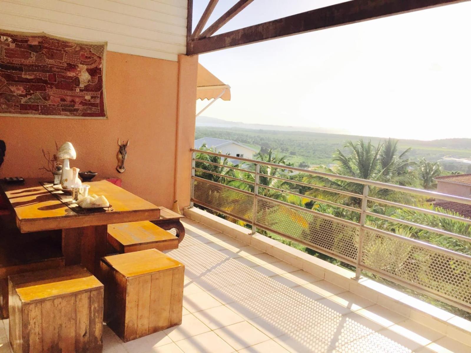 Apartment with Sea View - Photo 3