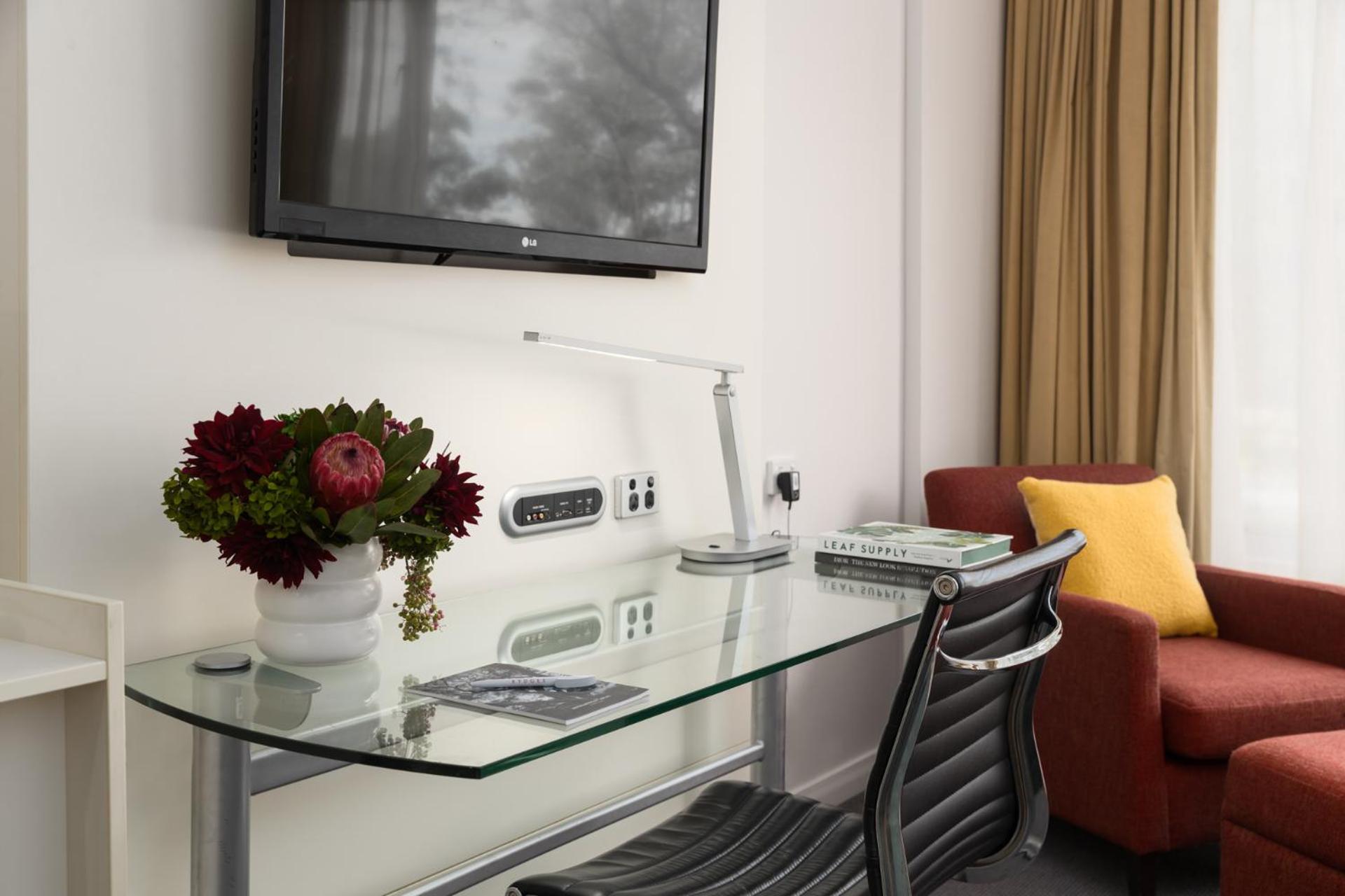 Family Room - Photo 3