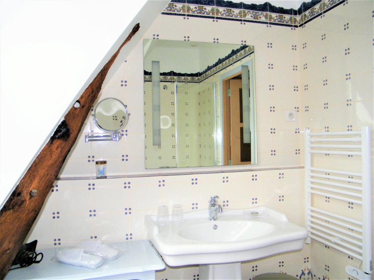 Deluxe King Room photo 3
