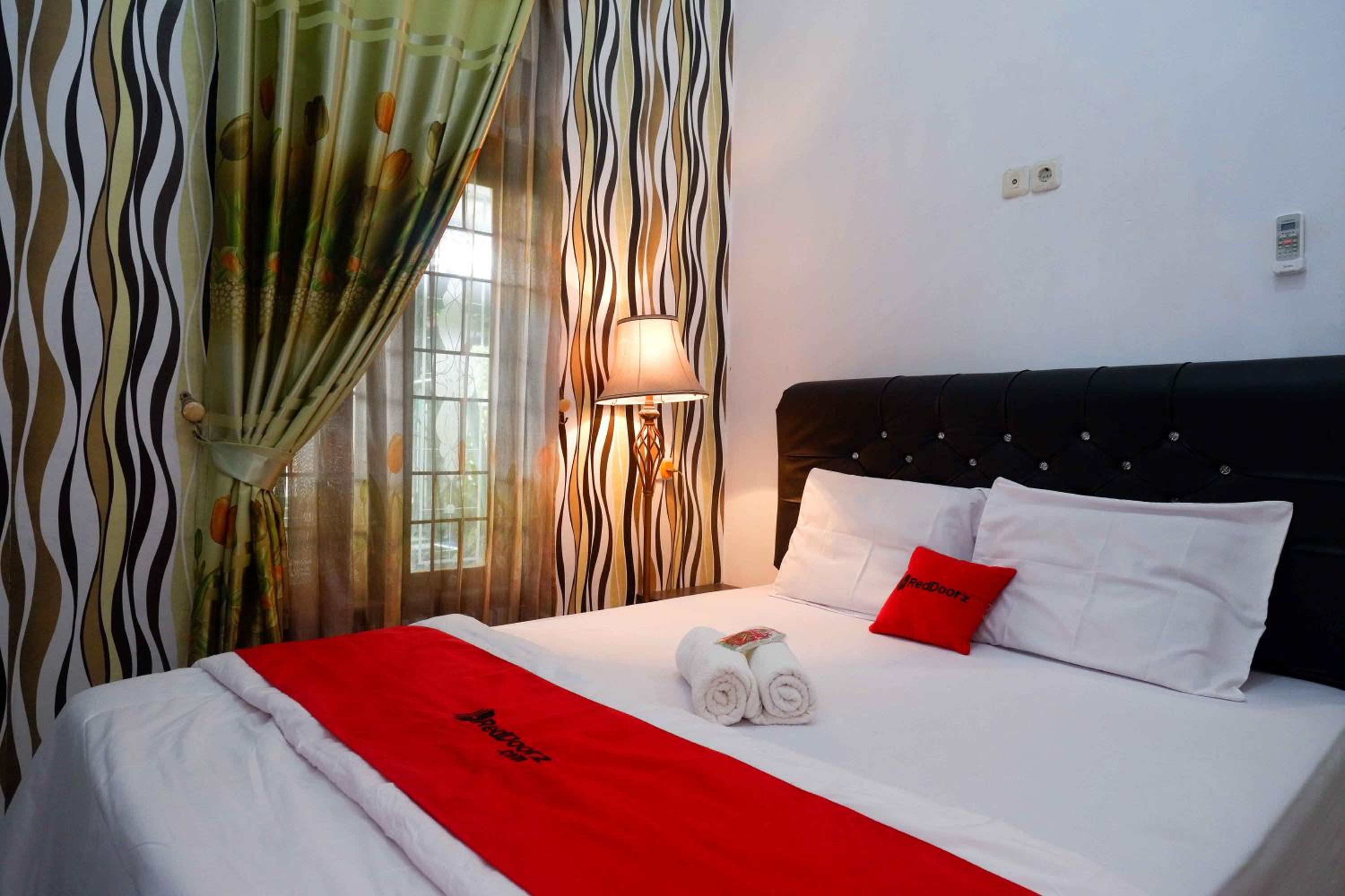 Deluxe Room - Photo 3