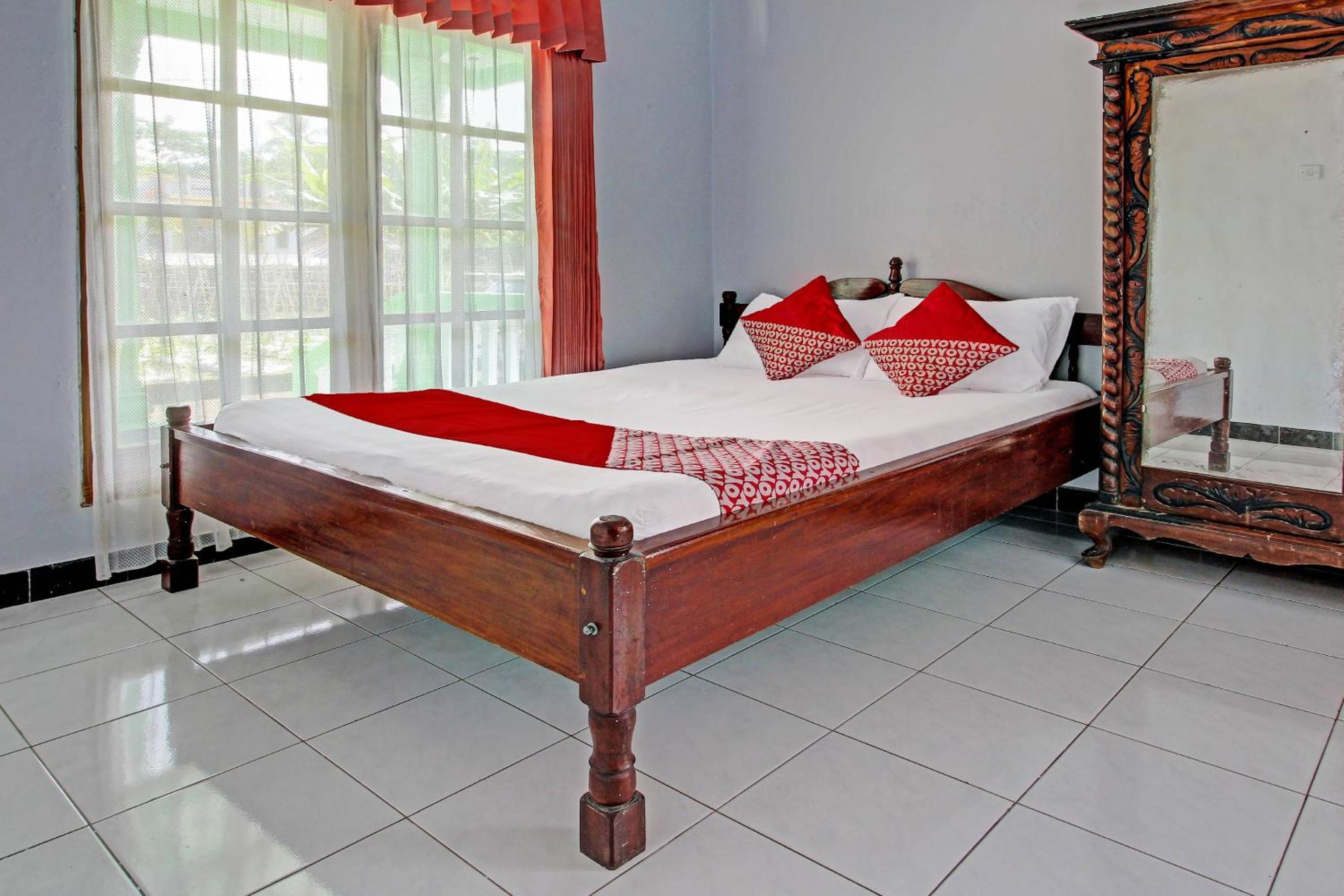 Double Room - Photo 11