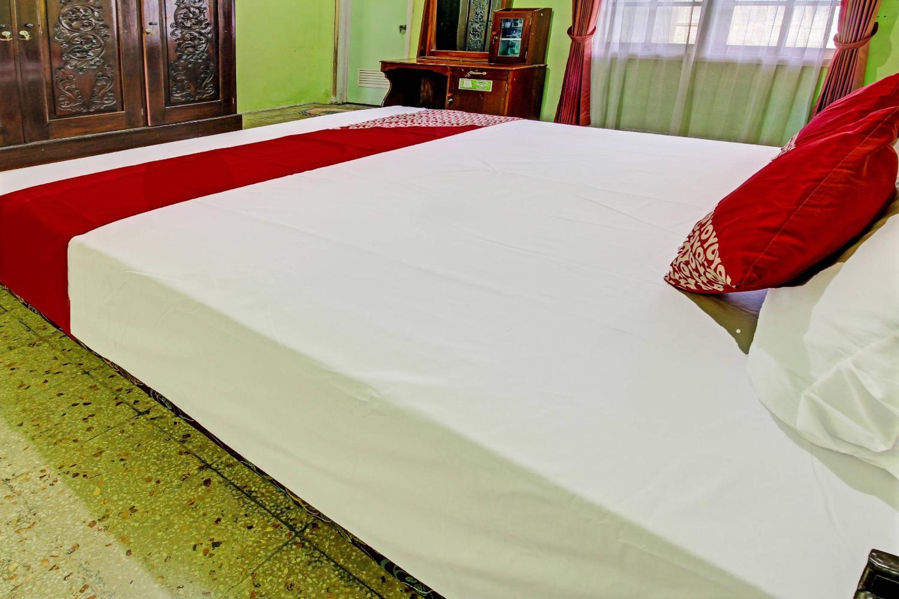 Double Room - Photo 15