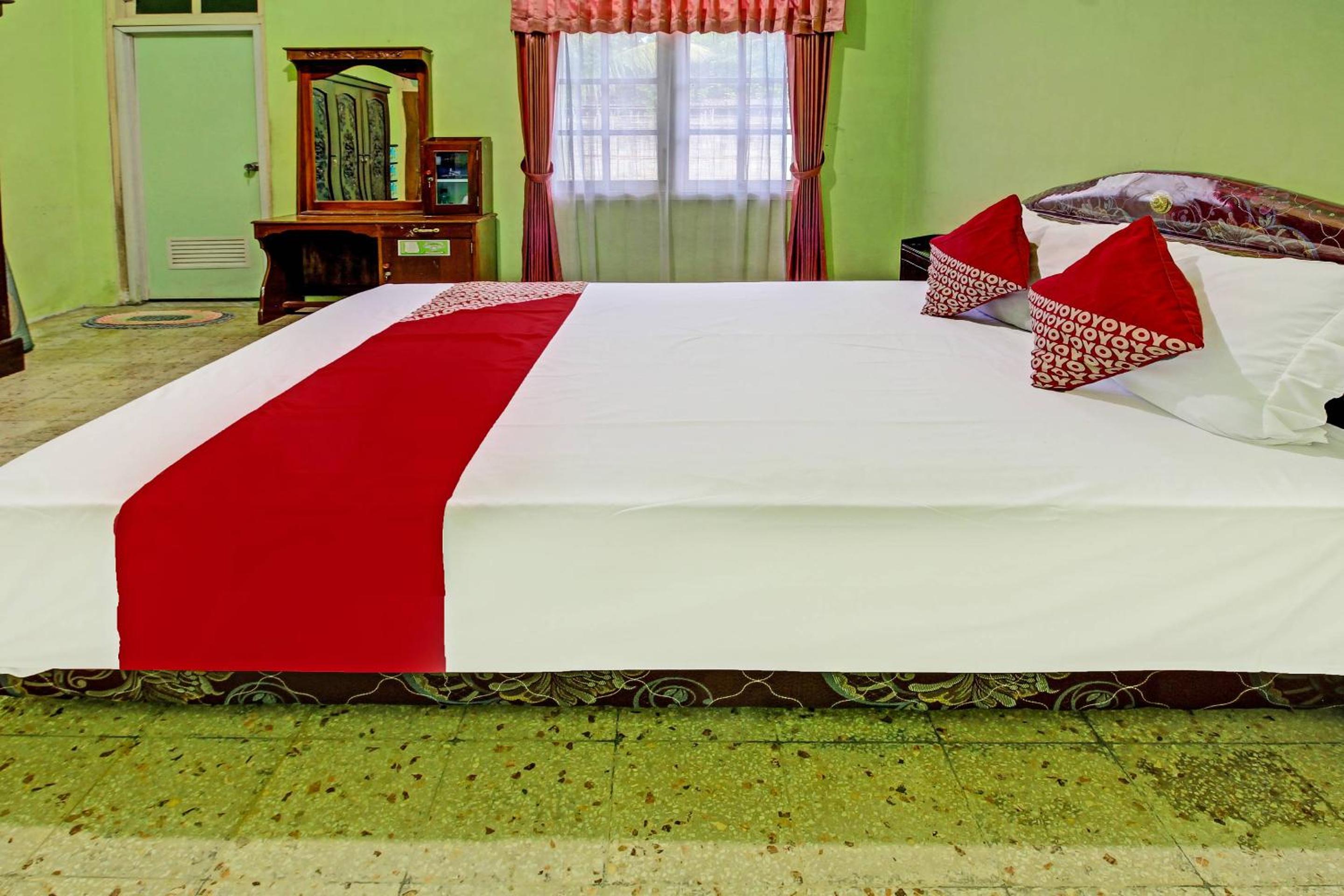 Double Room - Photo 7