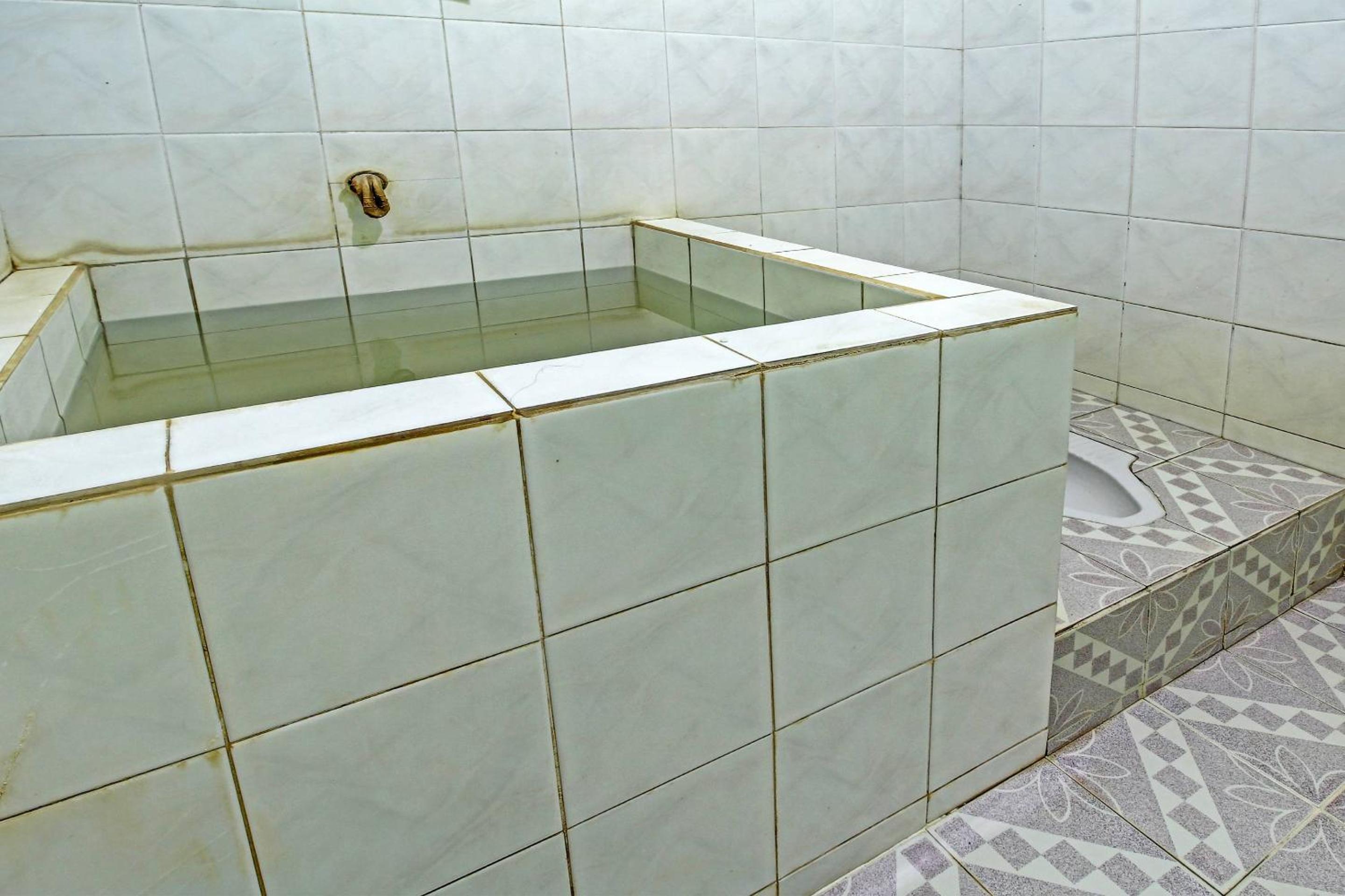 Double Room - Photo 9