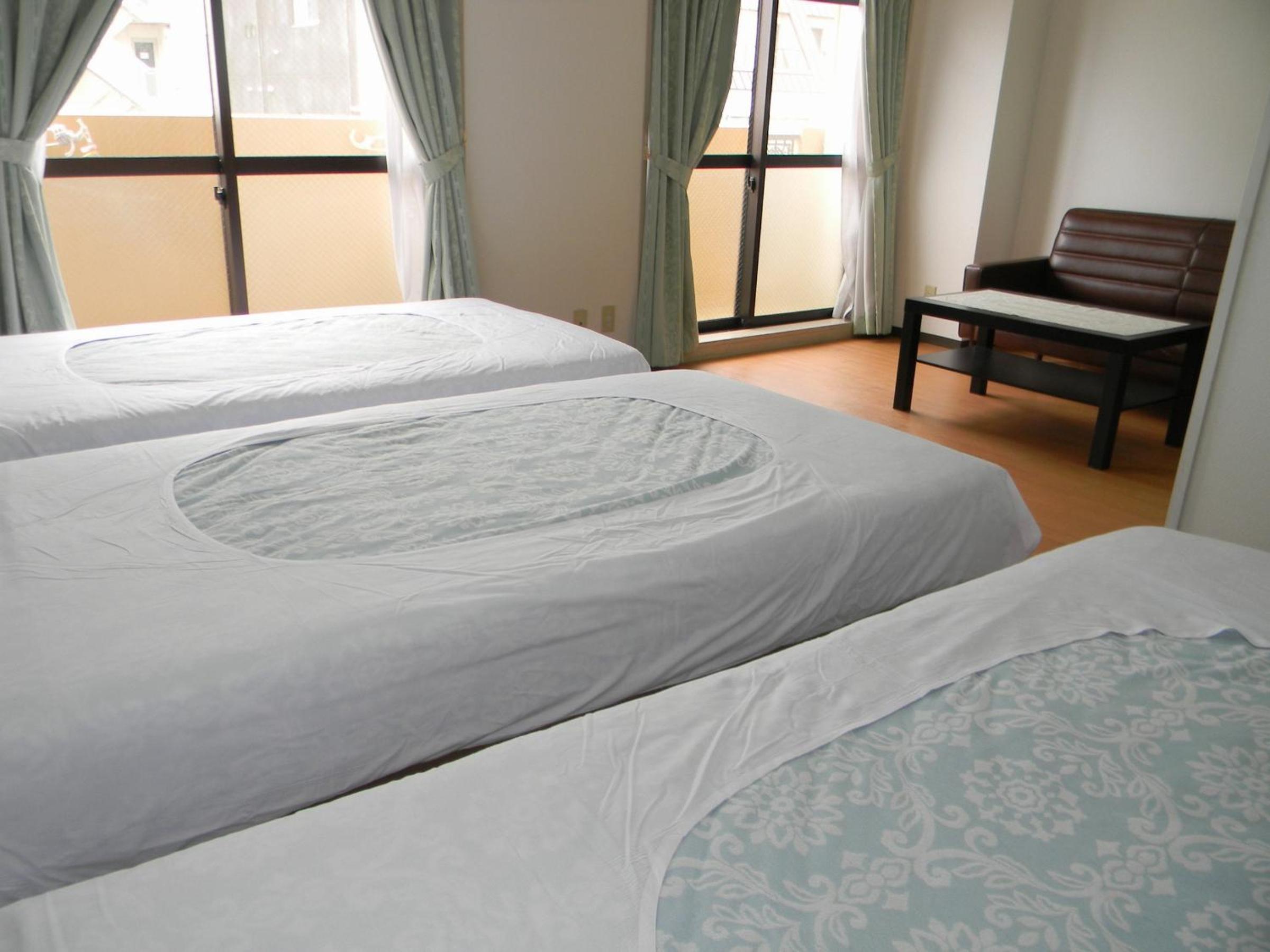 Triple Room - Non-Smoking