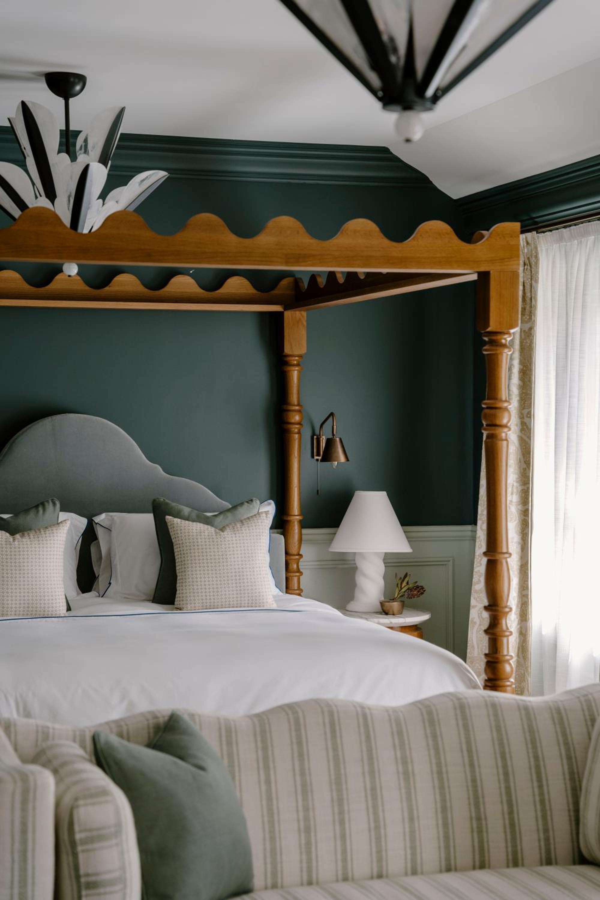Highland View Suite