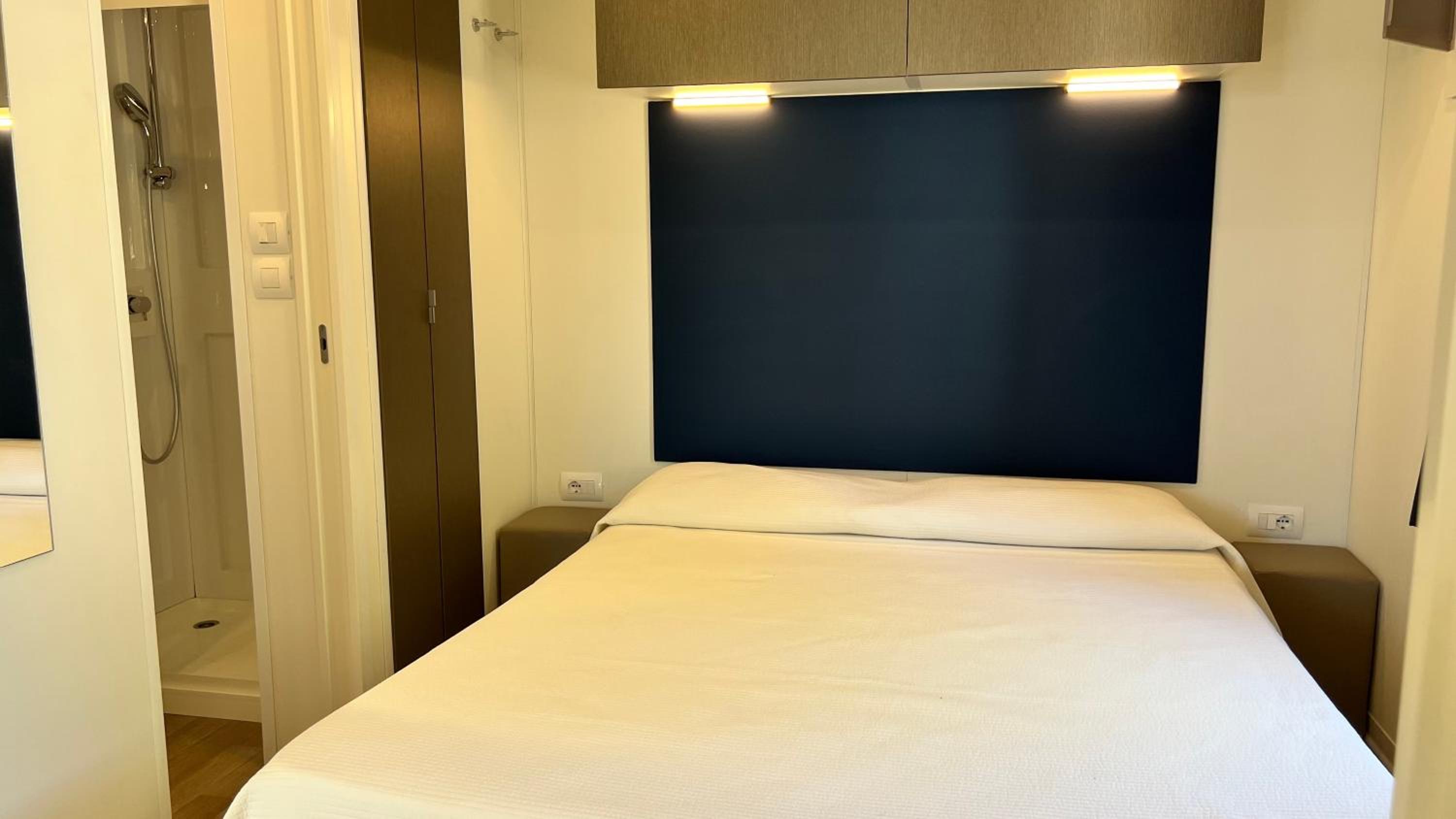 Double Room with Sea View photo 1