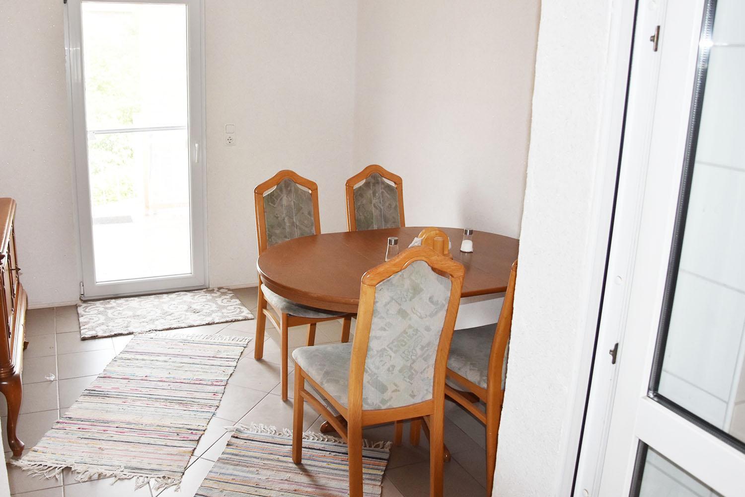 Apartment photo 3
